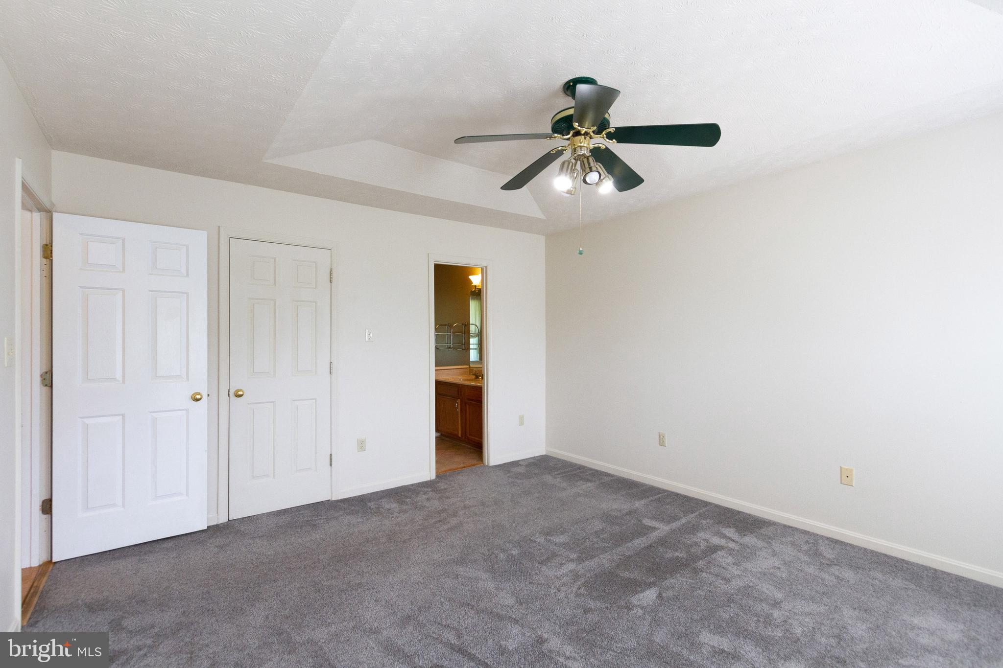 ARGYLE HILLS - Residential Lease