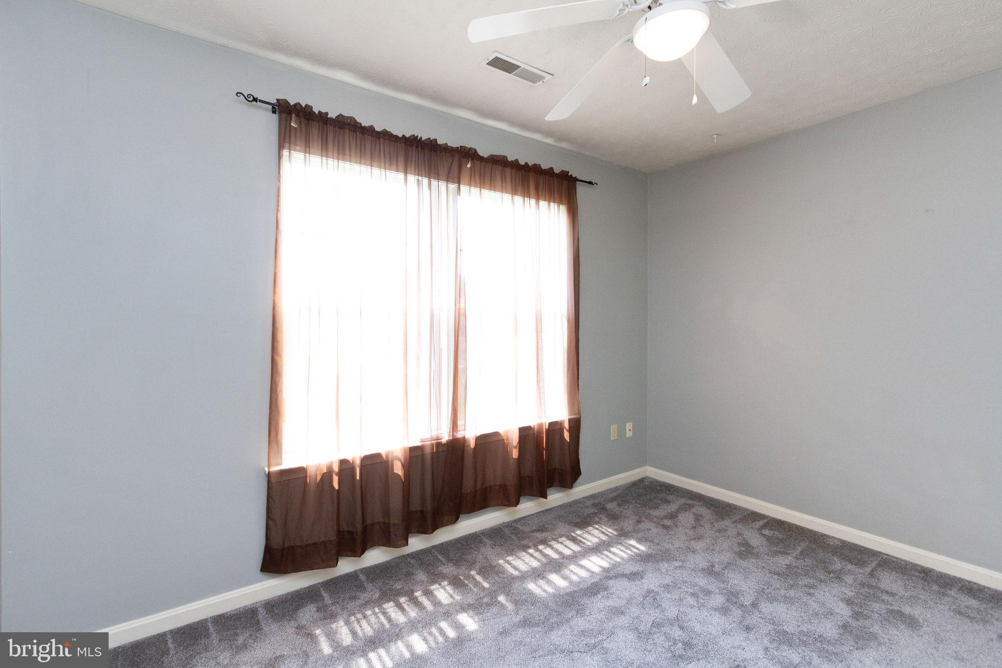 ARGYLE HILLS - Residential Lease