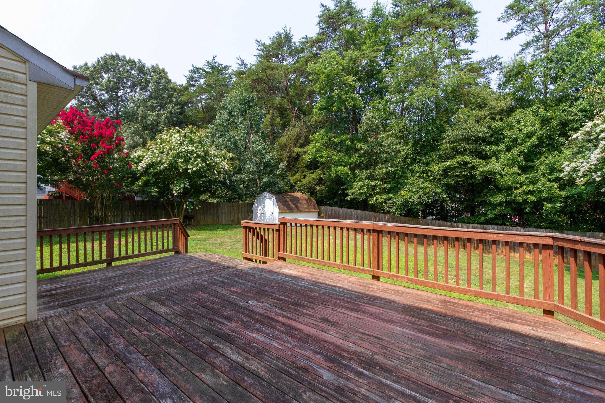 ARGYLE HILLS - Residential Lease