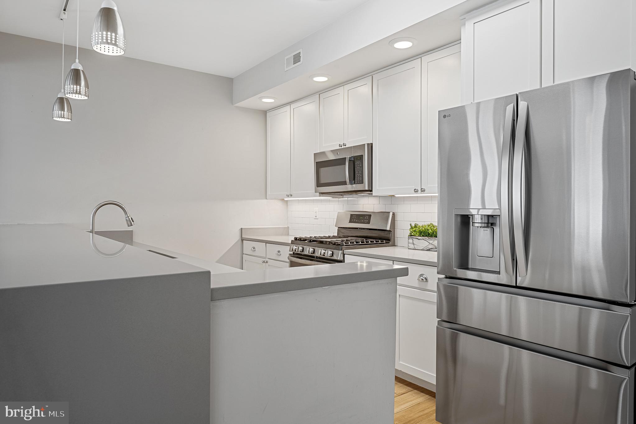 WHEATON OUT RES. (2) - Residential