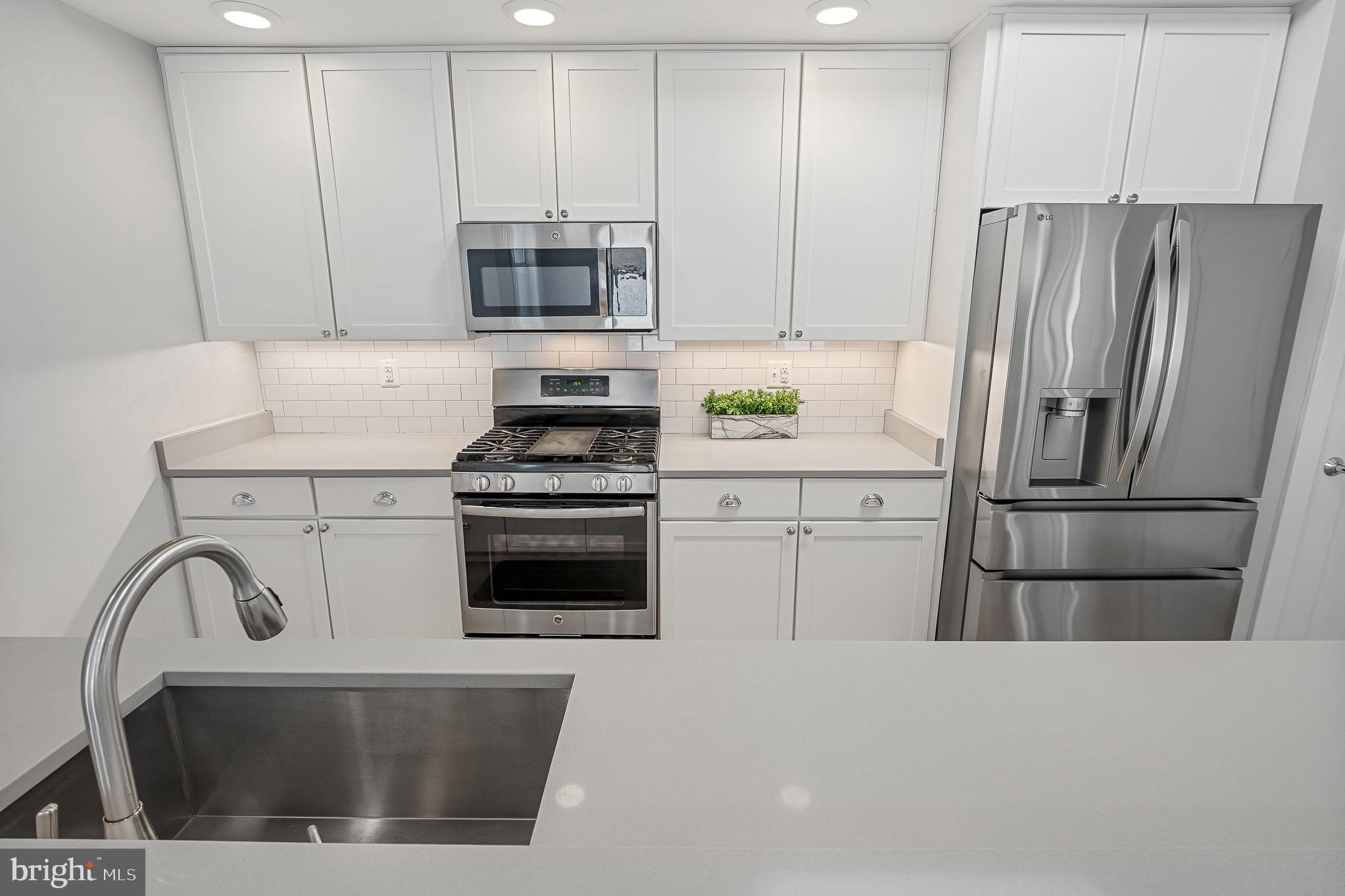 WHEATON OUT RES. (2) - Residential