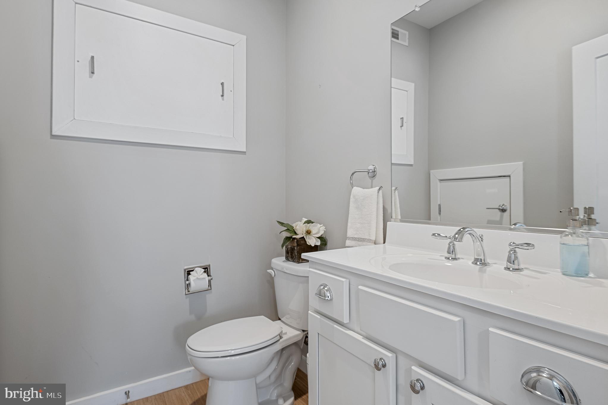 WHEATON OUT RES. (2) - Residential