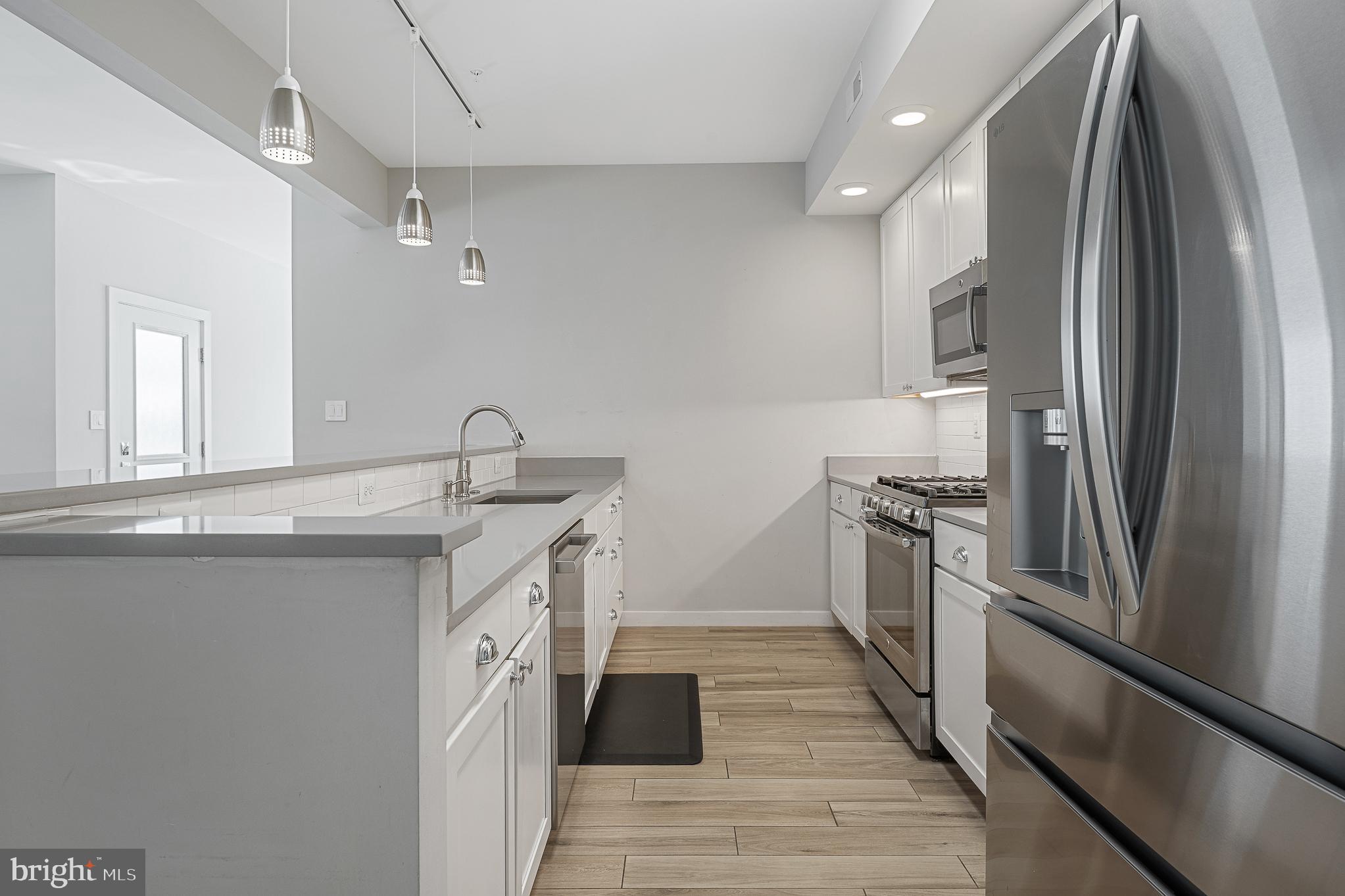 WHEATON OUT RES. (2) - Residential