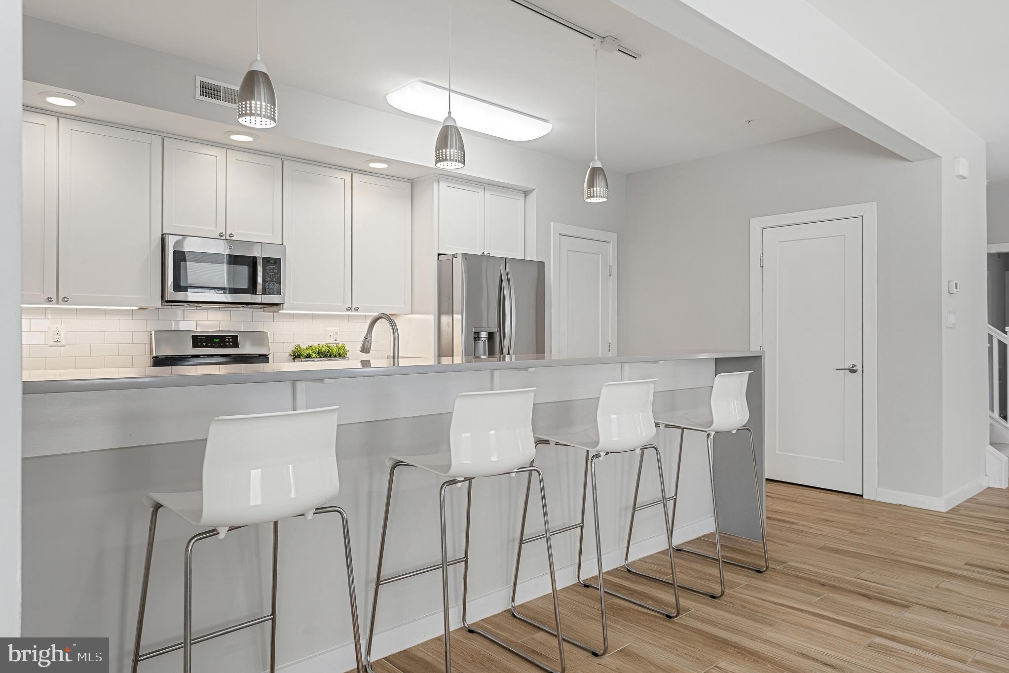 WHEATON OUT RES. (2) - Residential
