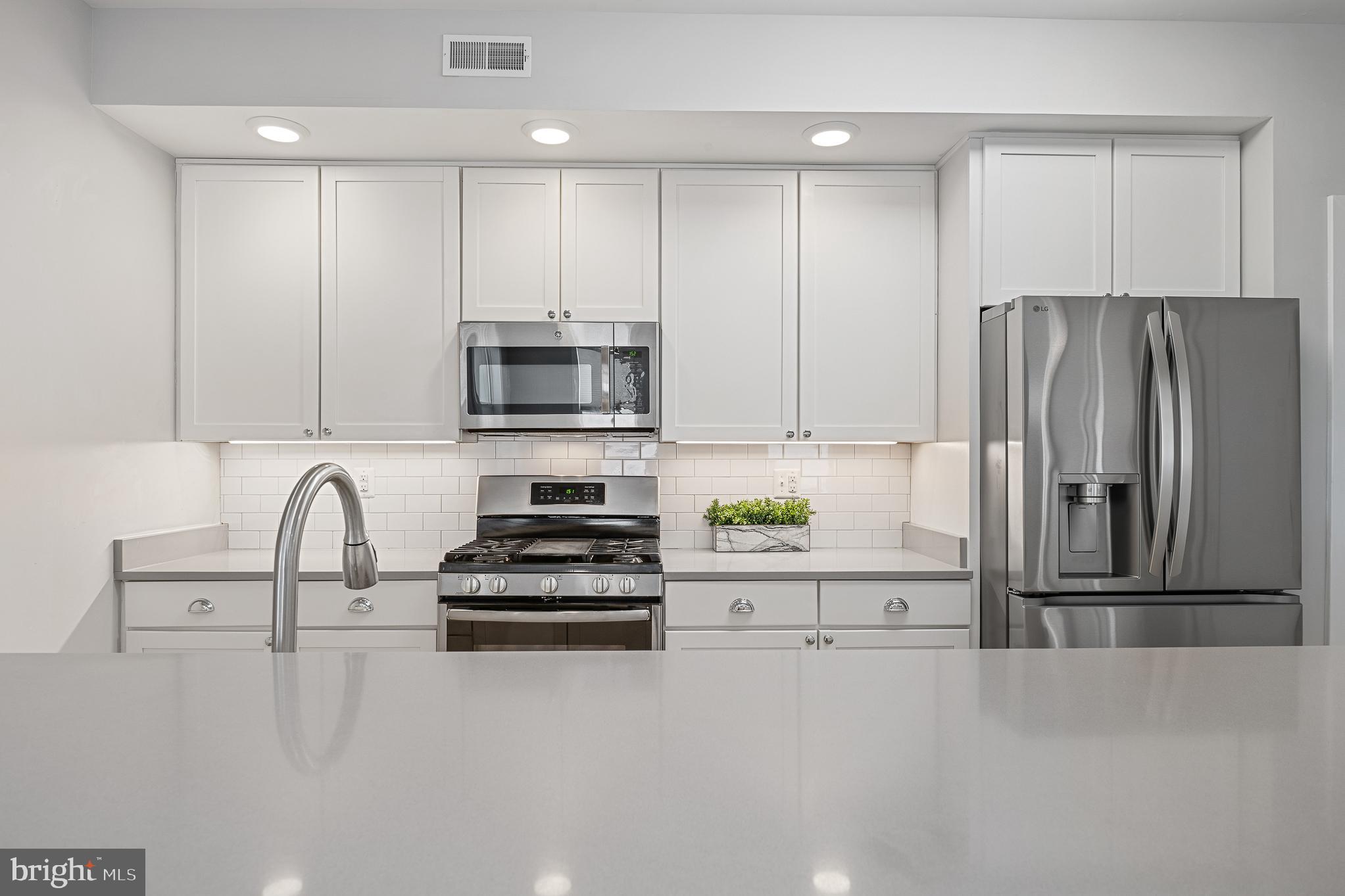 WHEATON OUT RES. (2) - Residential
