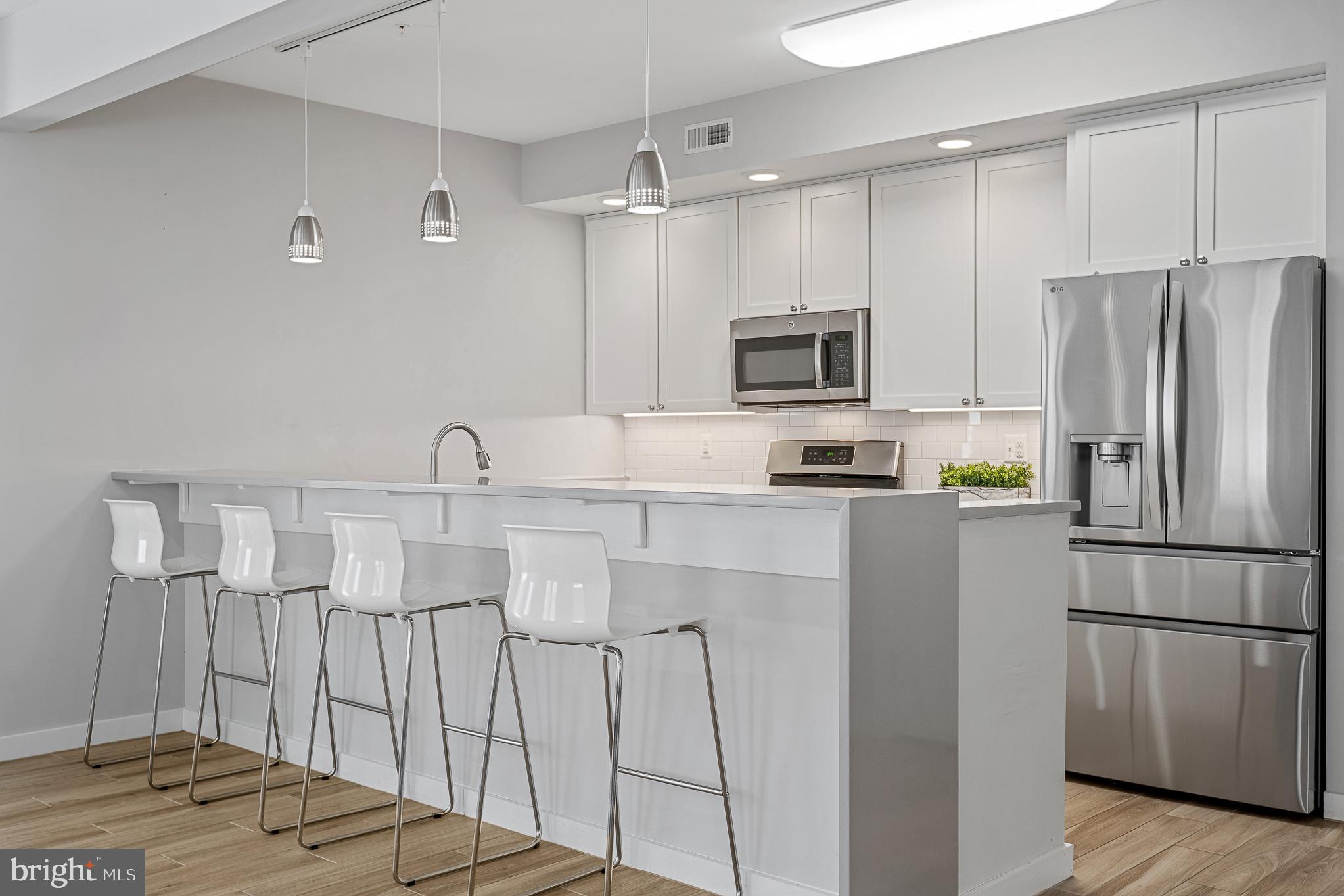 WHEATON OUT RES. (2) - Residential