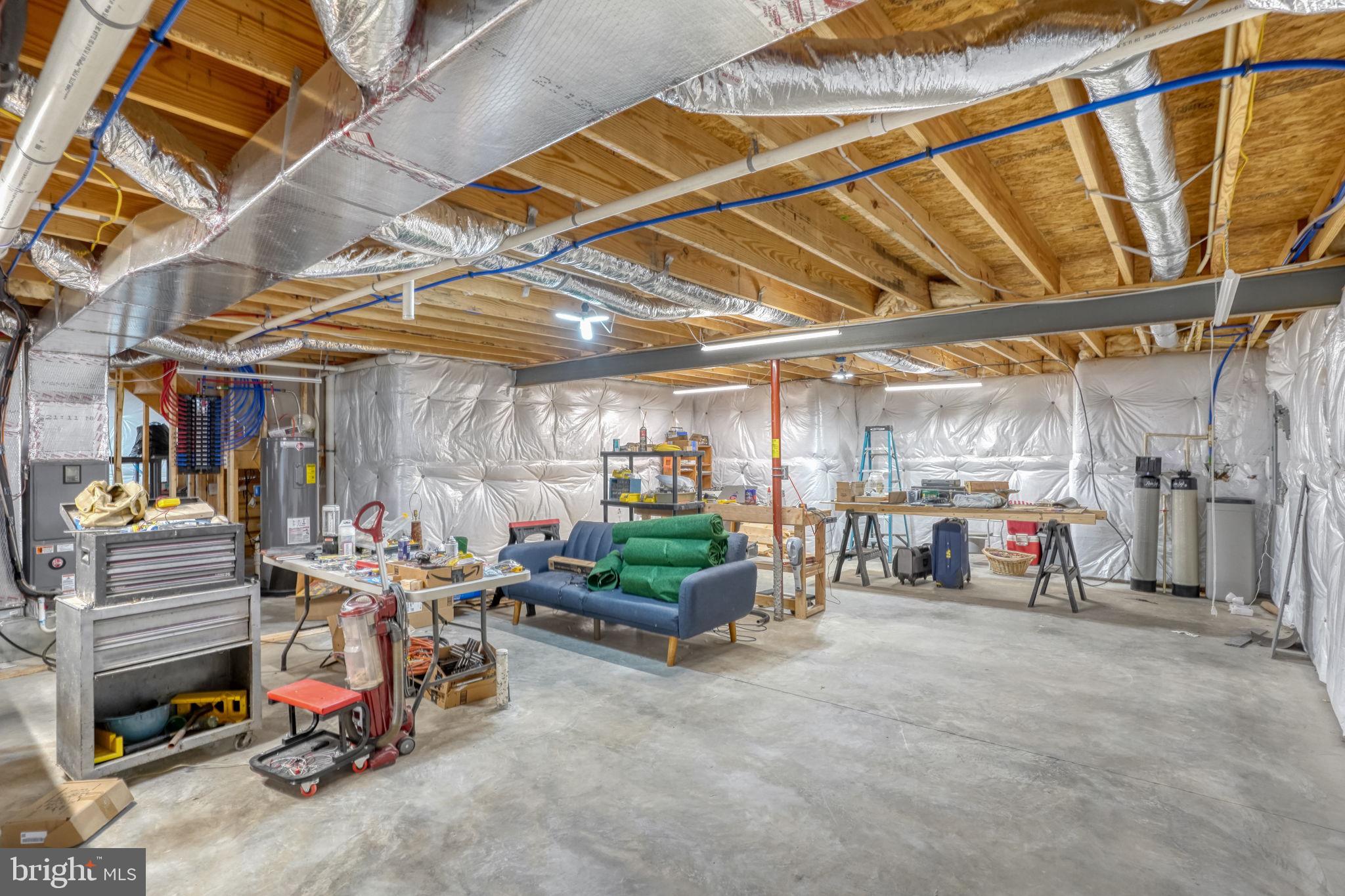 COURSEYS POINT - Residential