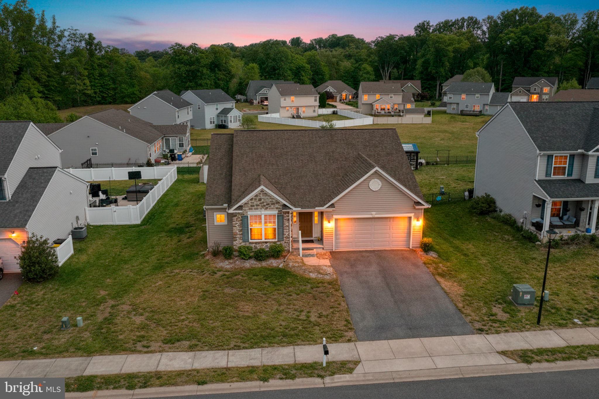 COURSEYS POINT - Residential