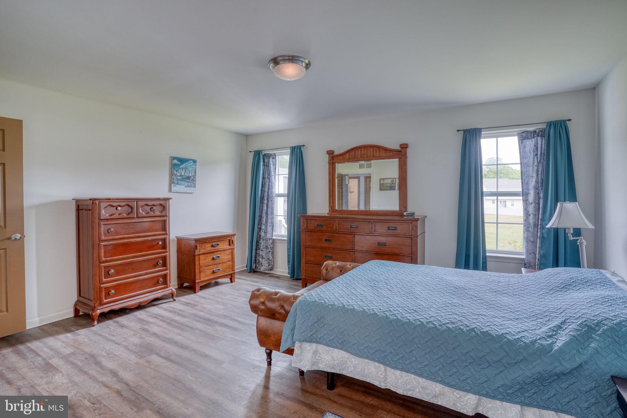 COURSEYS POINT - Residential