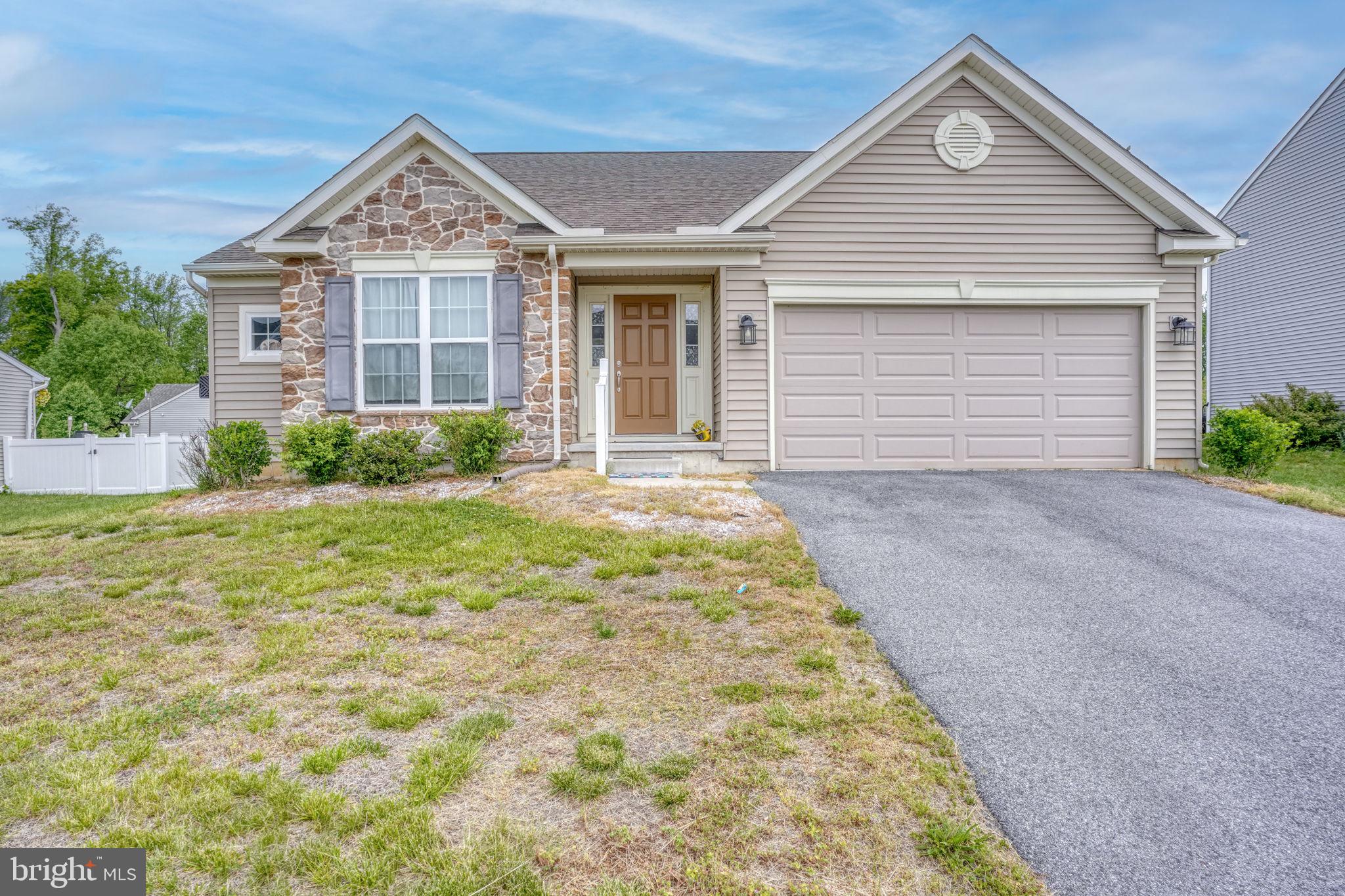 COURSEYS POINT - Residential