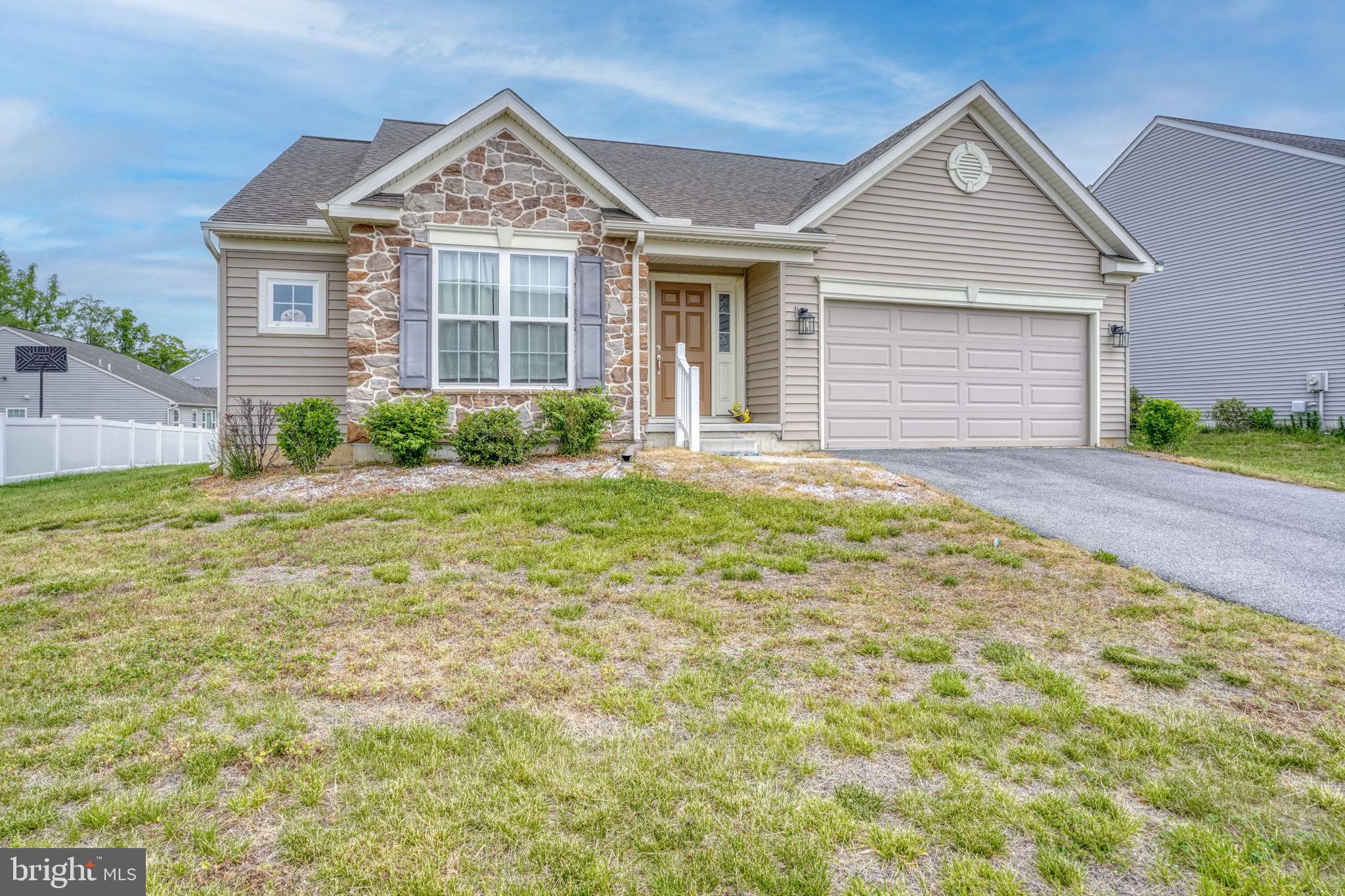 COURSEYS POINT - Residential