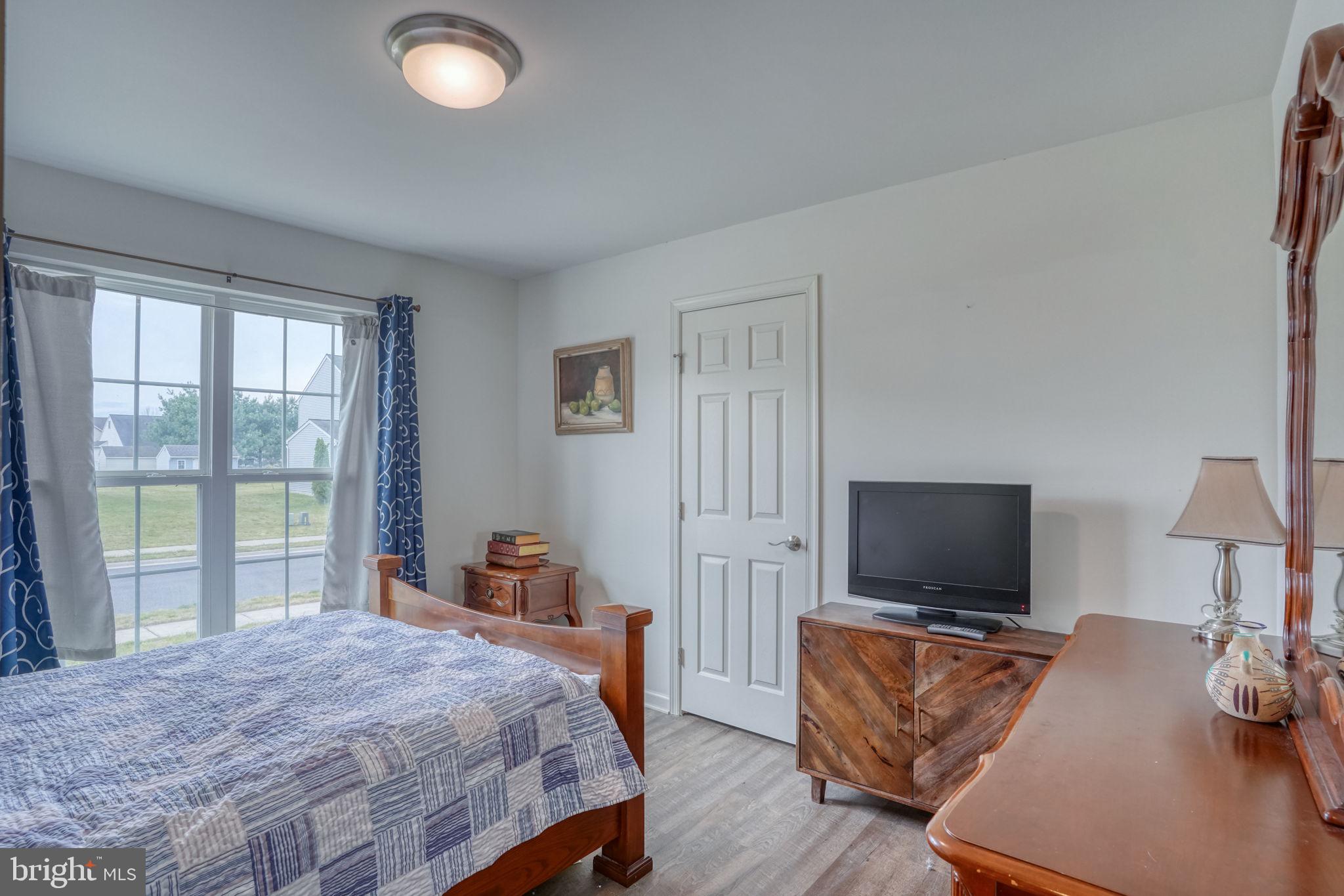 COURSEYS POINT - Residential