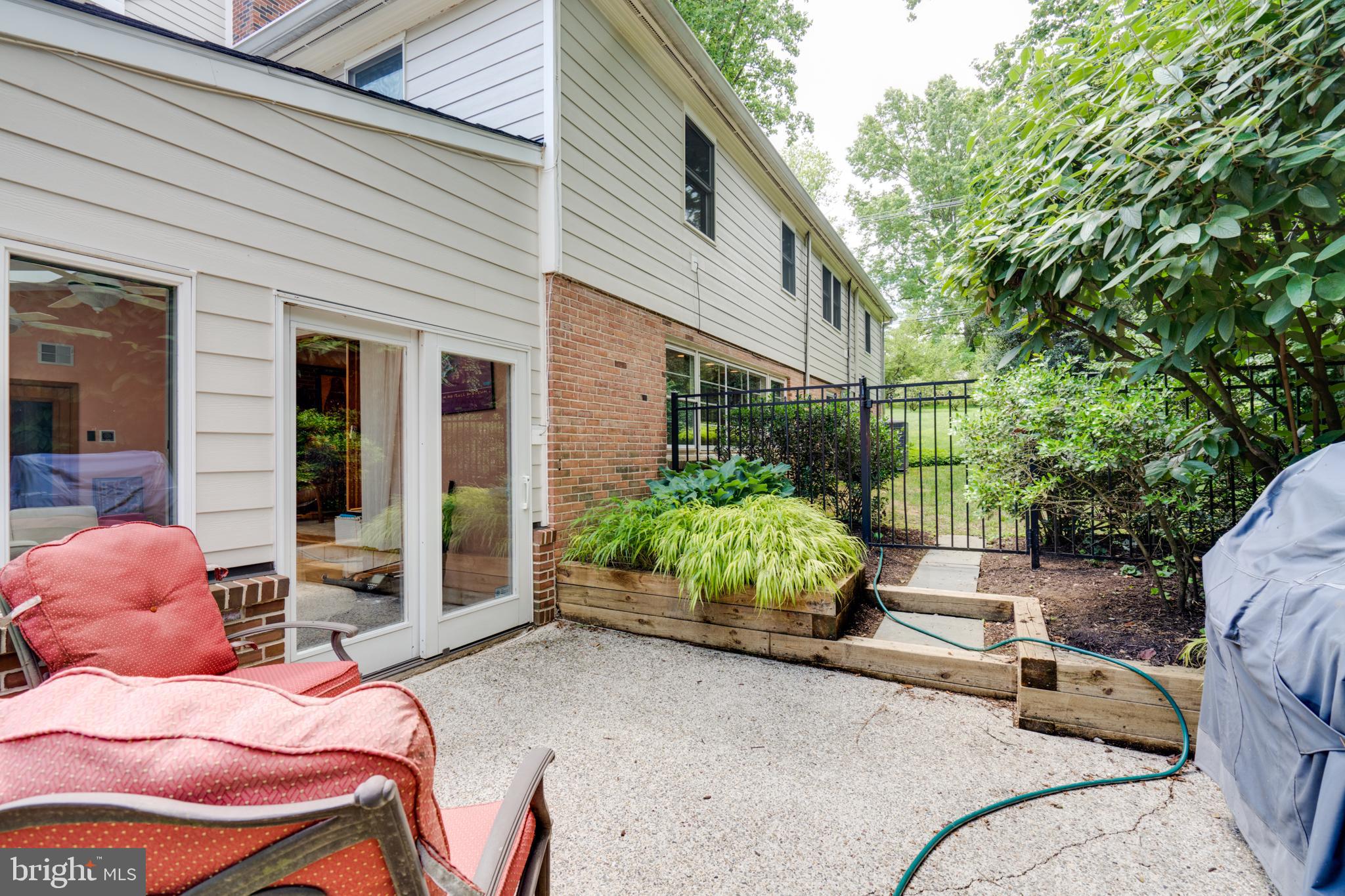 ARONIMINK - Residential