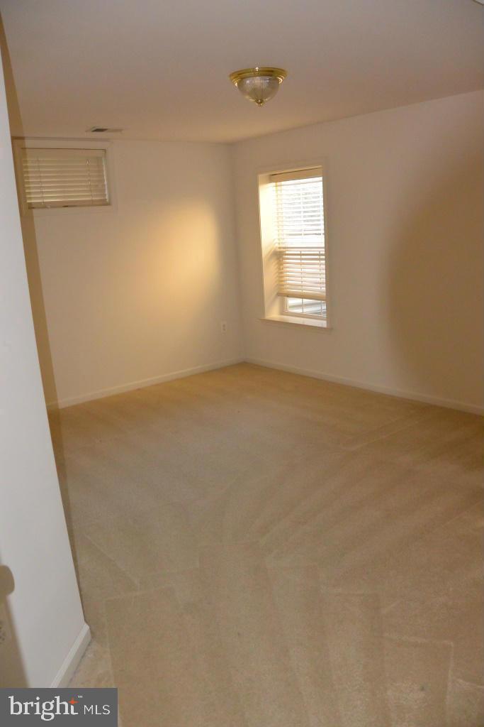 PRINCETON WOODS - Residential Lease