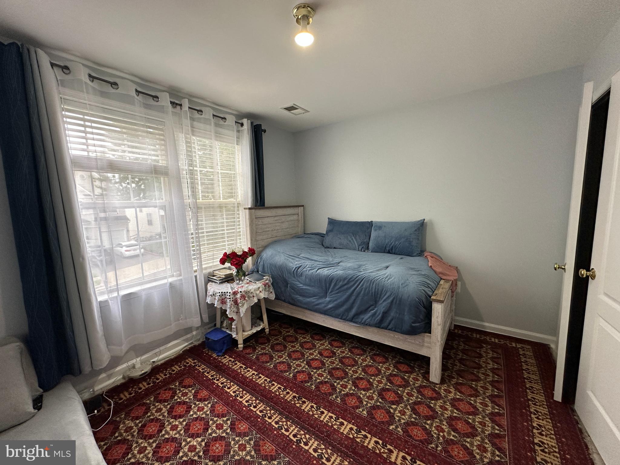 PRINCETON WOODS - Residential Lease