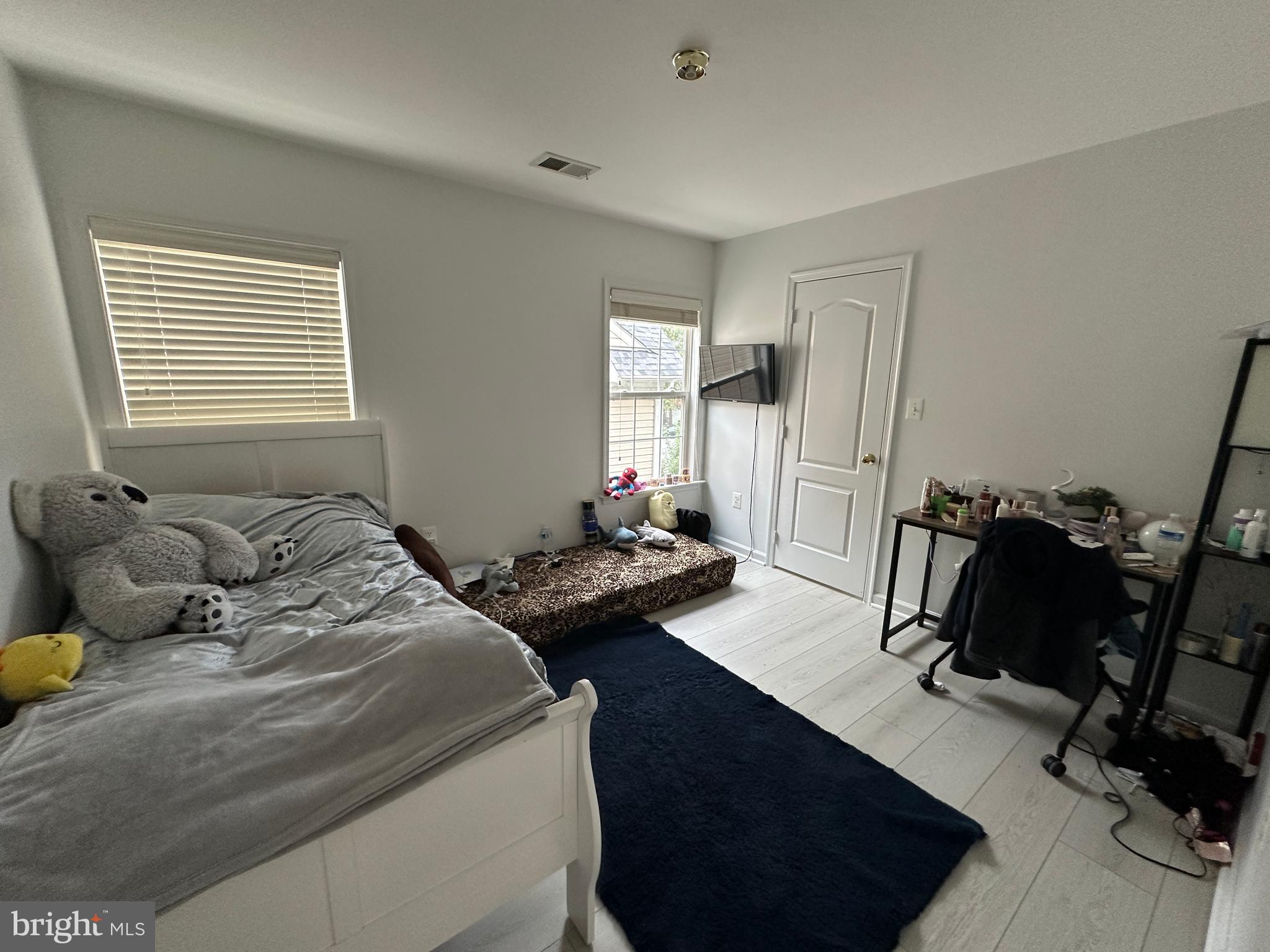 PRINCETON WOODS - Residential Lease