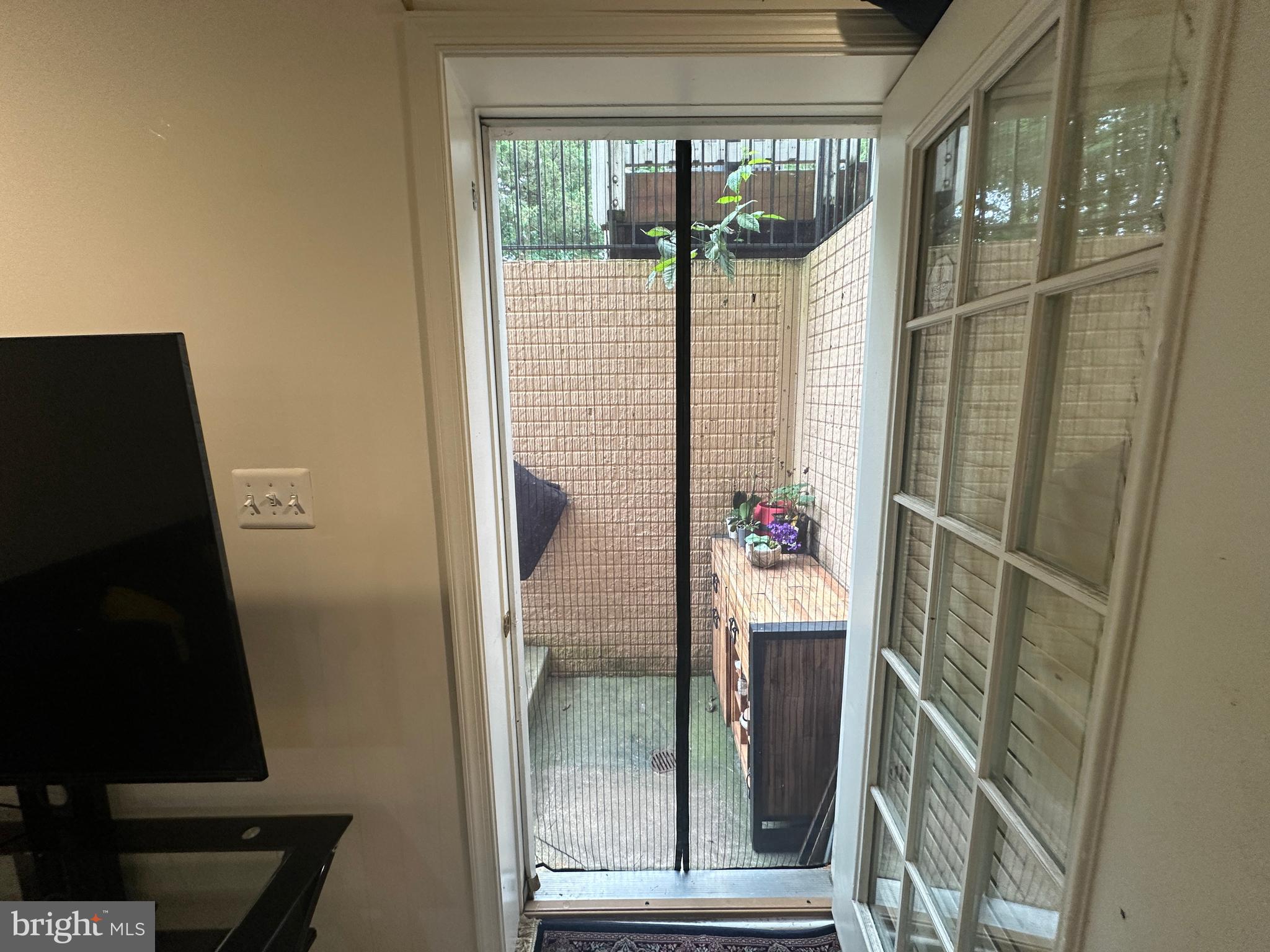 PRINCETON WOODS - Residential Lease