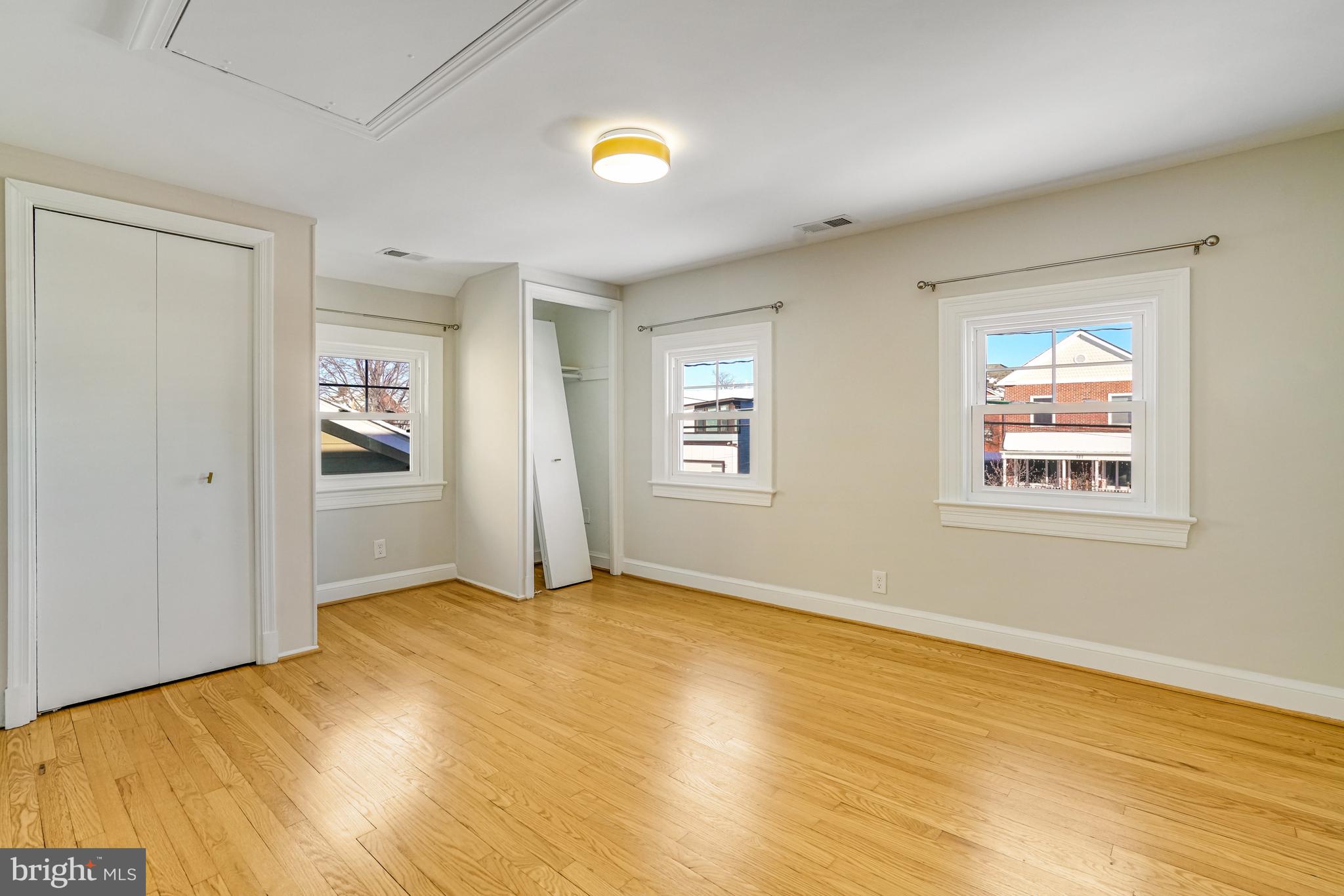 LYON PARK - Residential