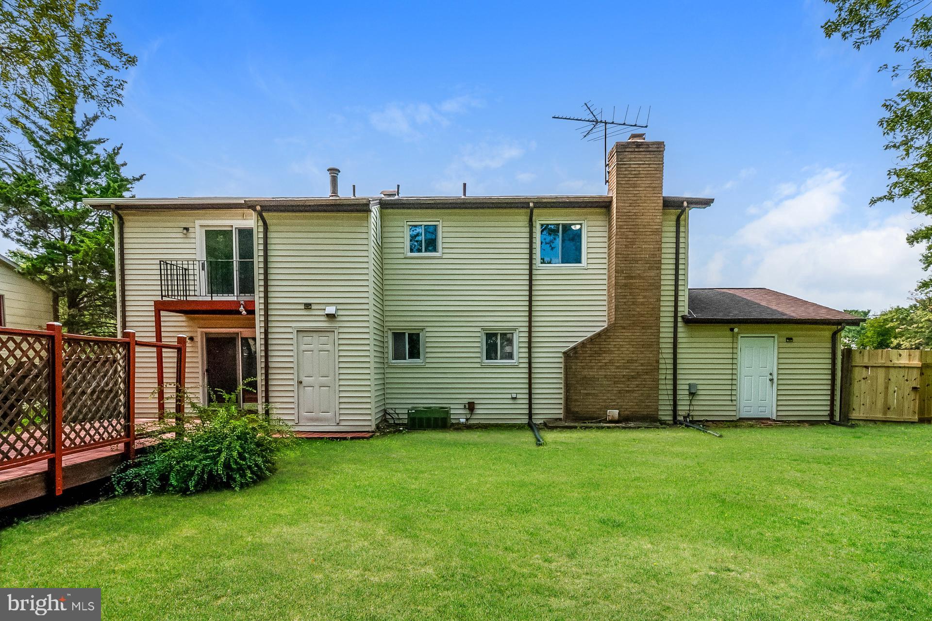 662 HERNDON PARKWAY