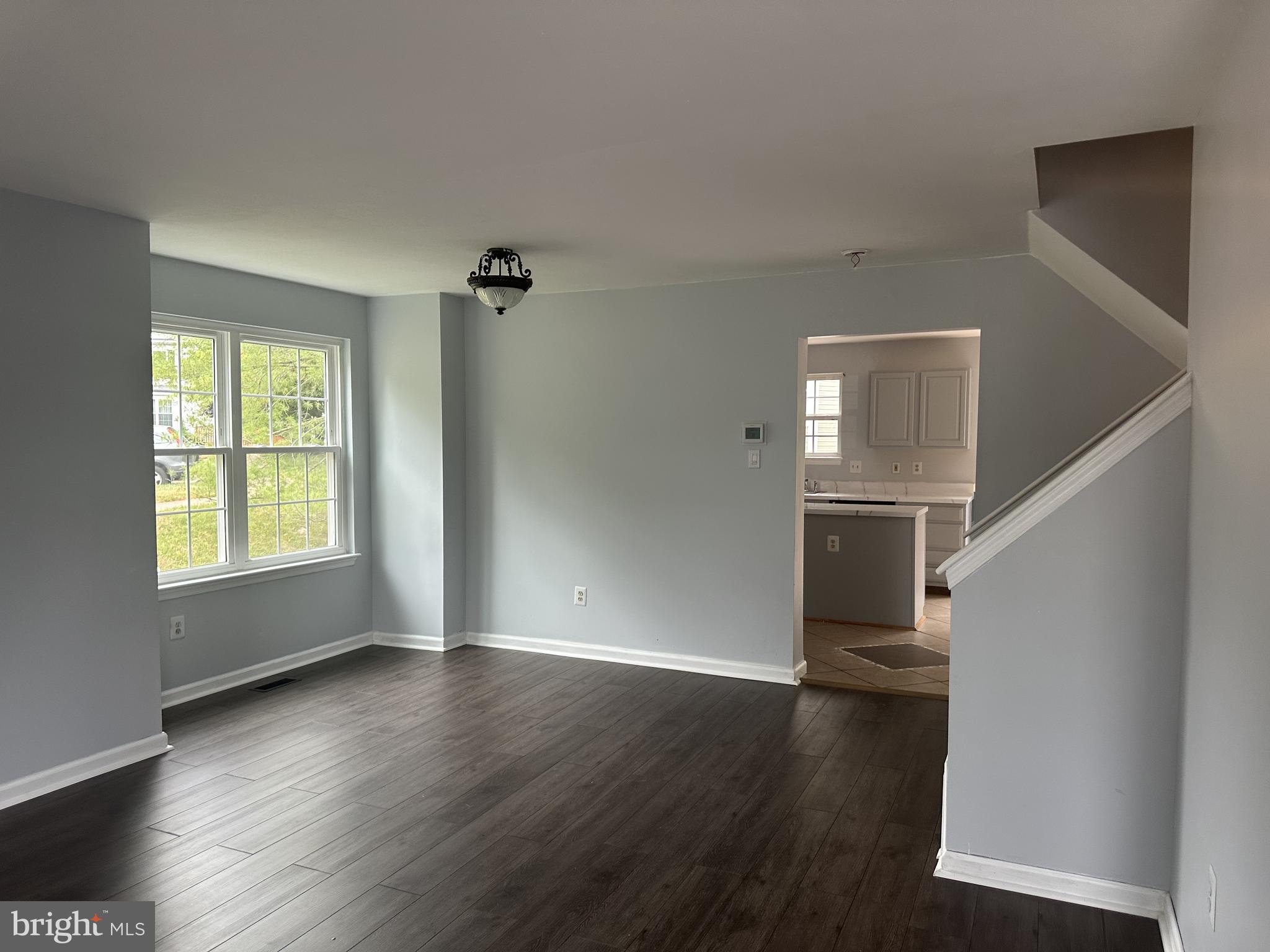 SUBURBIA - Residential Lease