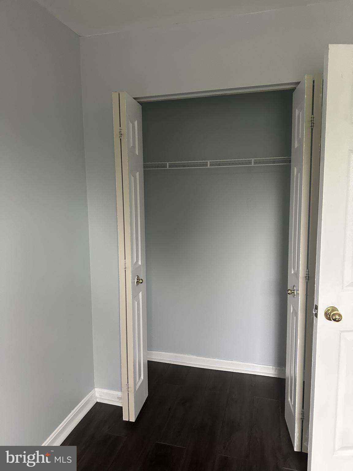 SUBURBIA - Residential Lease