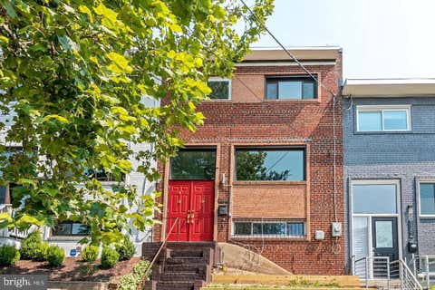 Photo of 1360 W Street NE, WASHINGTON, DC 20018 (MLS # DCDC2279052)