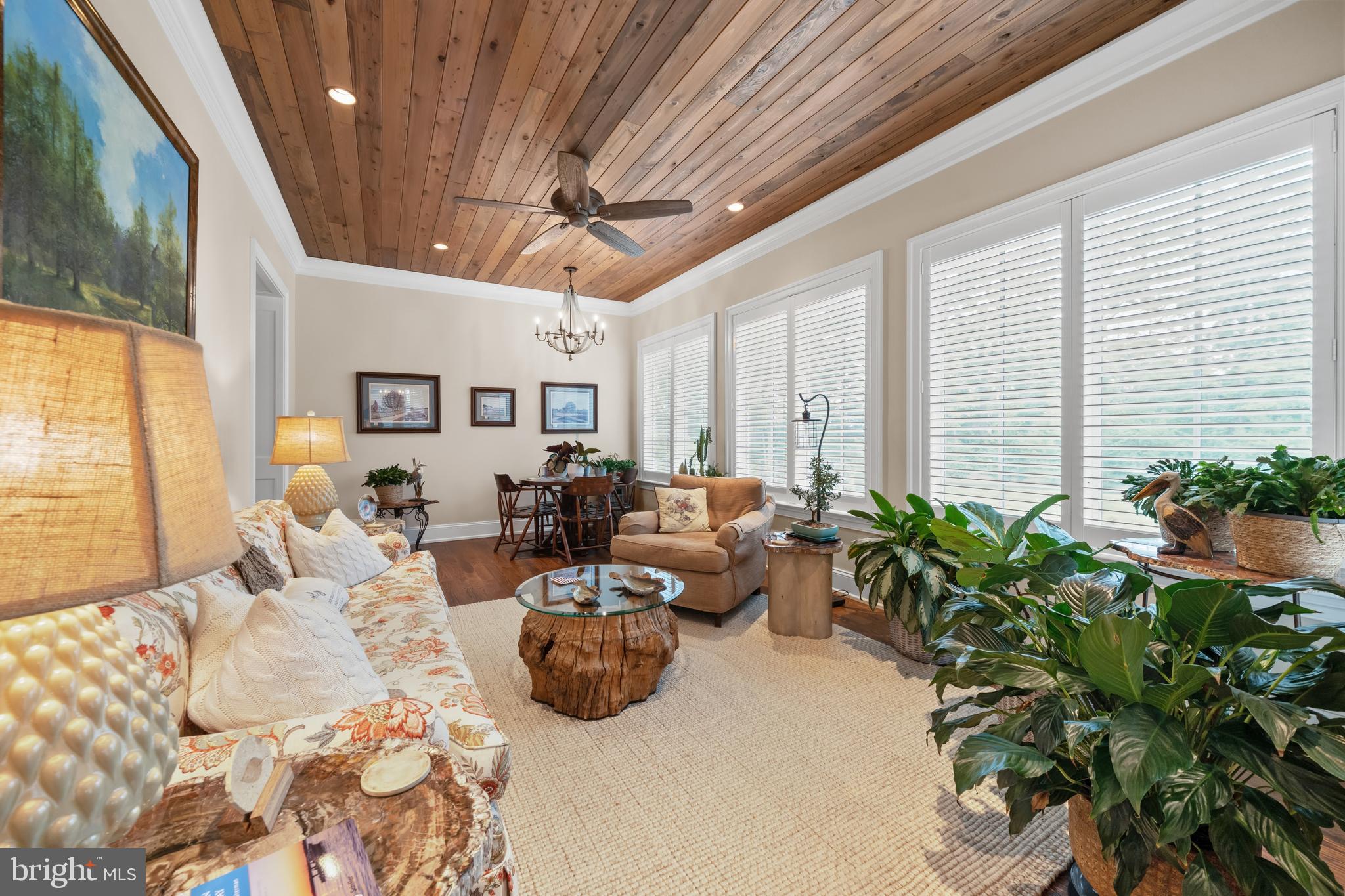 CROOKED BILLET - Residential