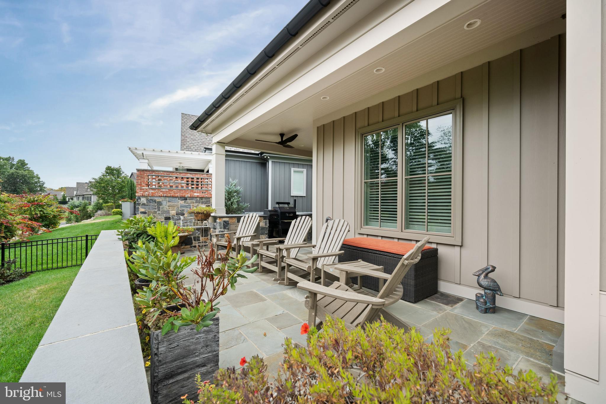 CROOKED BILLET - Residential