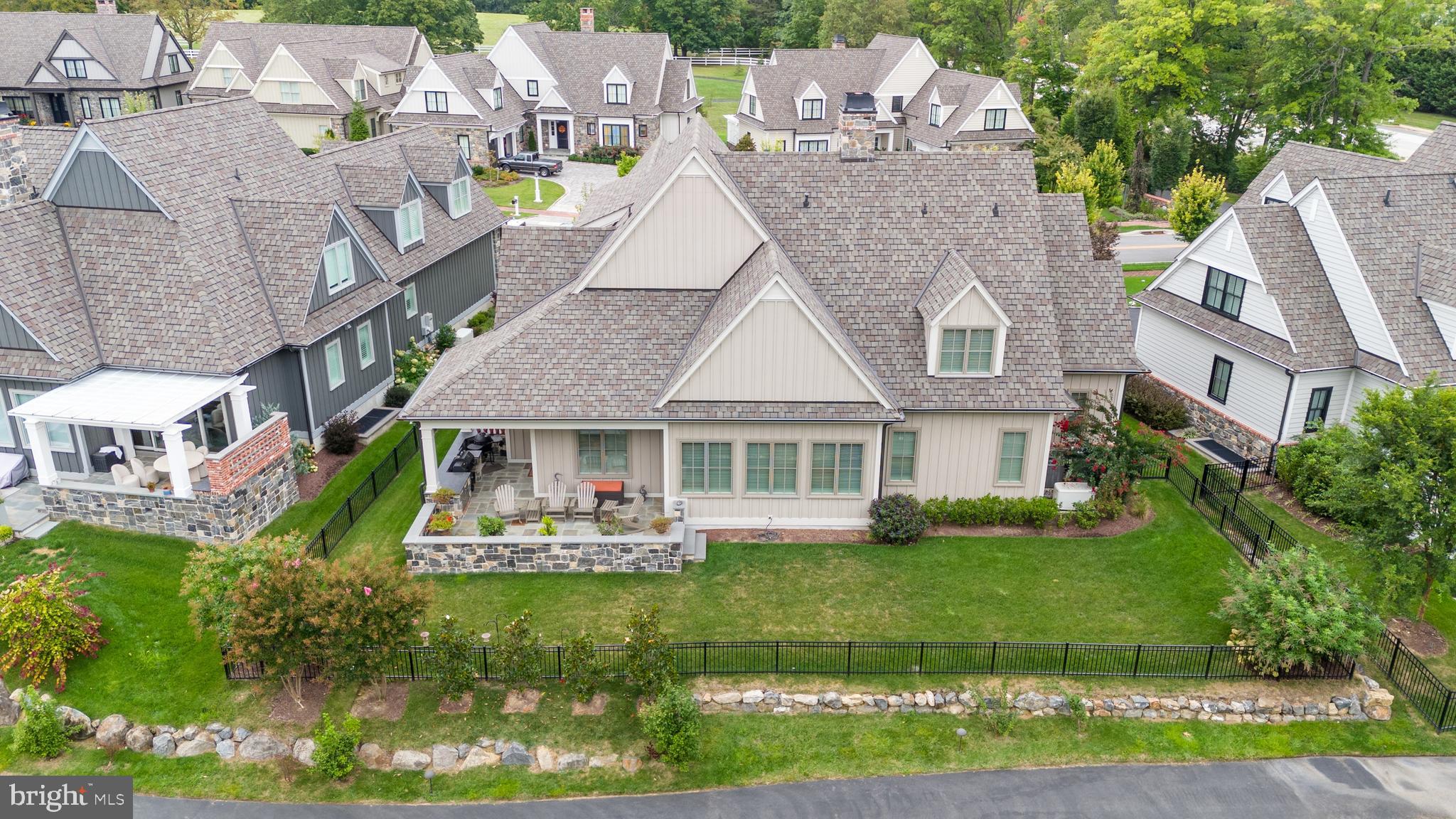 CROOKED BILLET - Residential