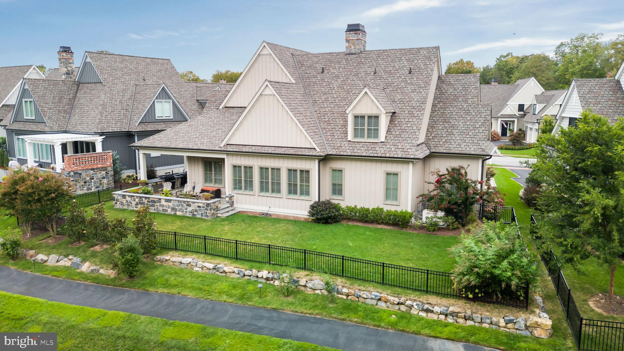 CROOKED BILLET - Residential