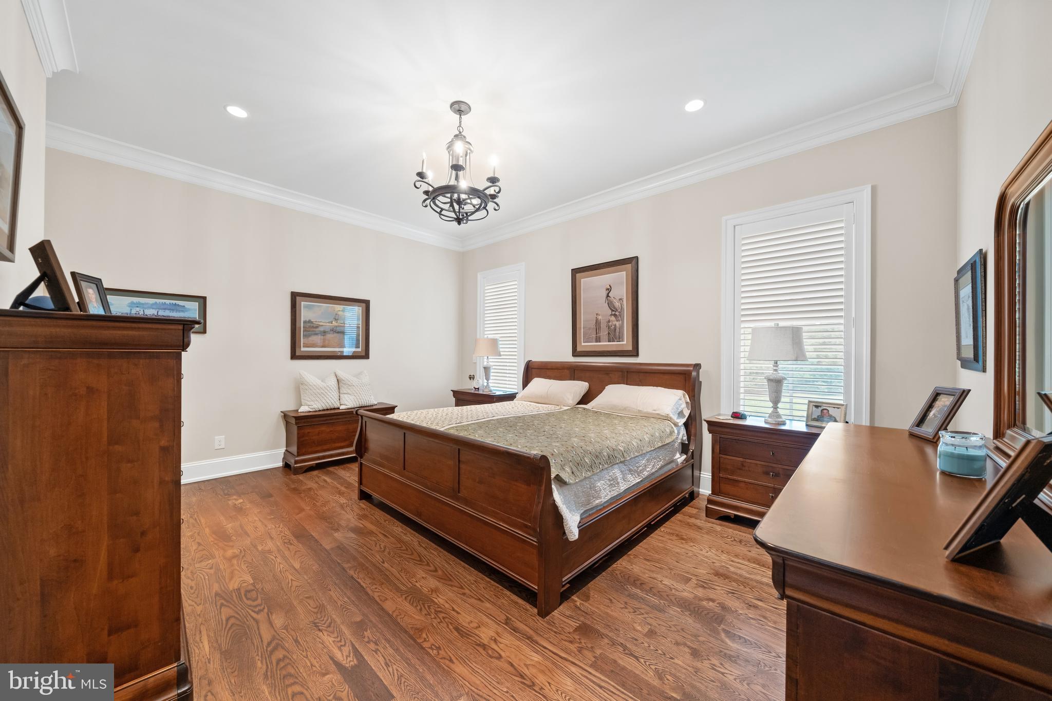 CROOKED BILLET - Residential