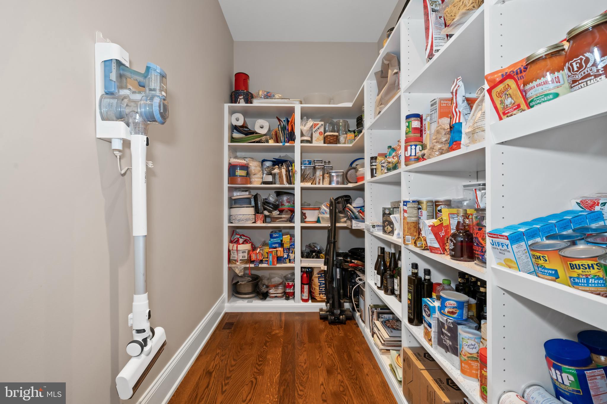 CROOKED BILLET - Residential