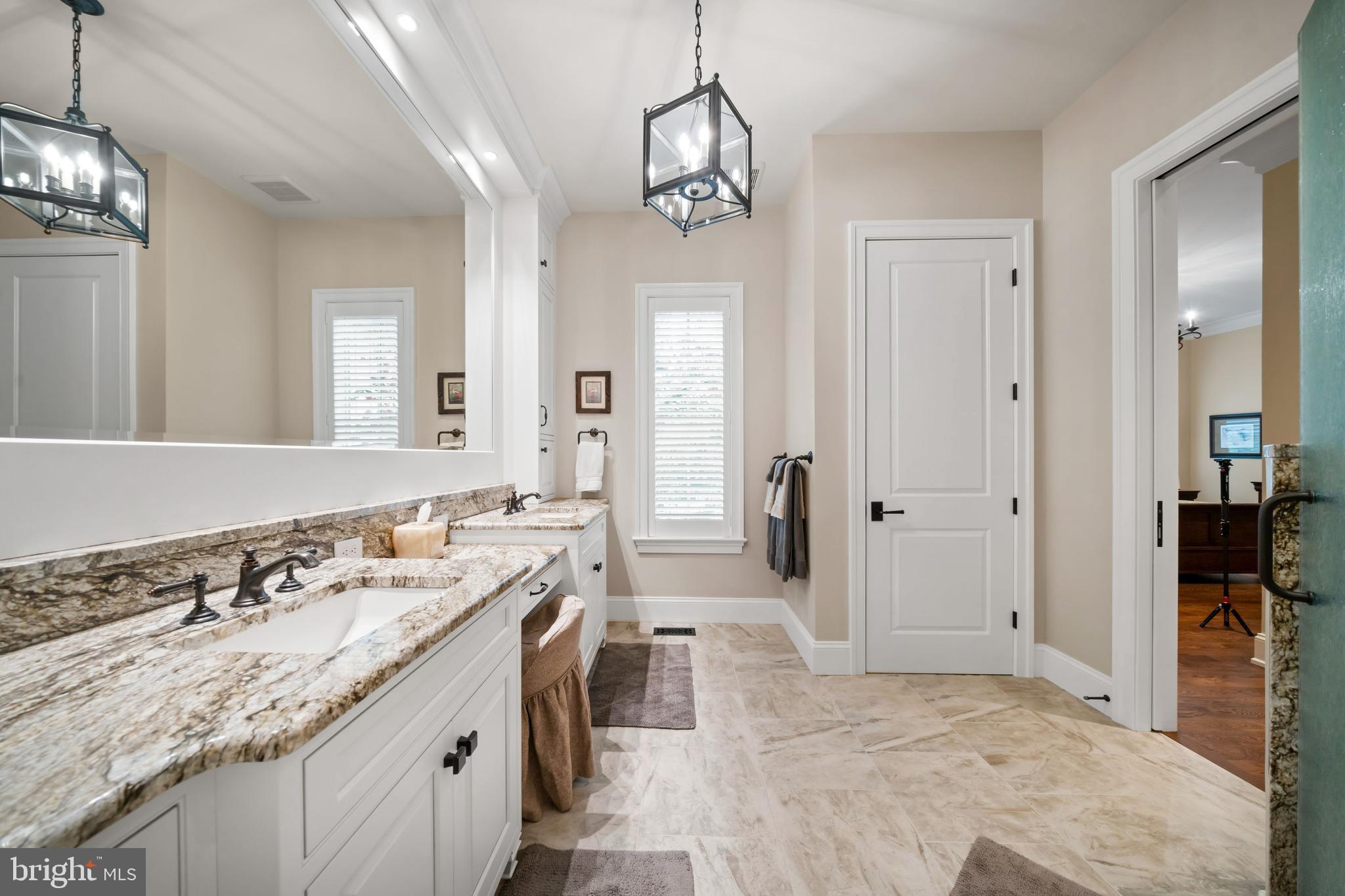 CROOKED BILLET - Residential