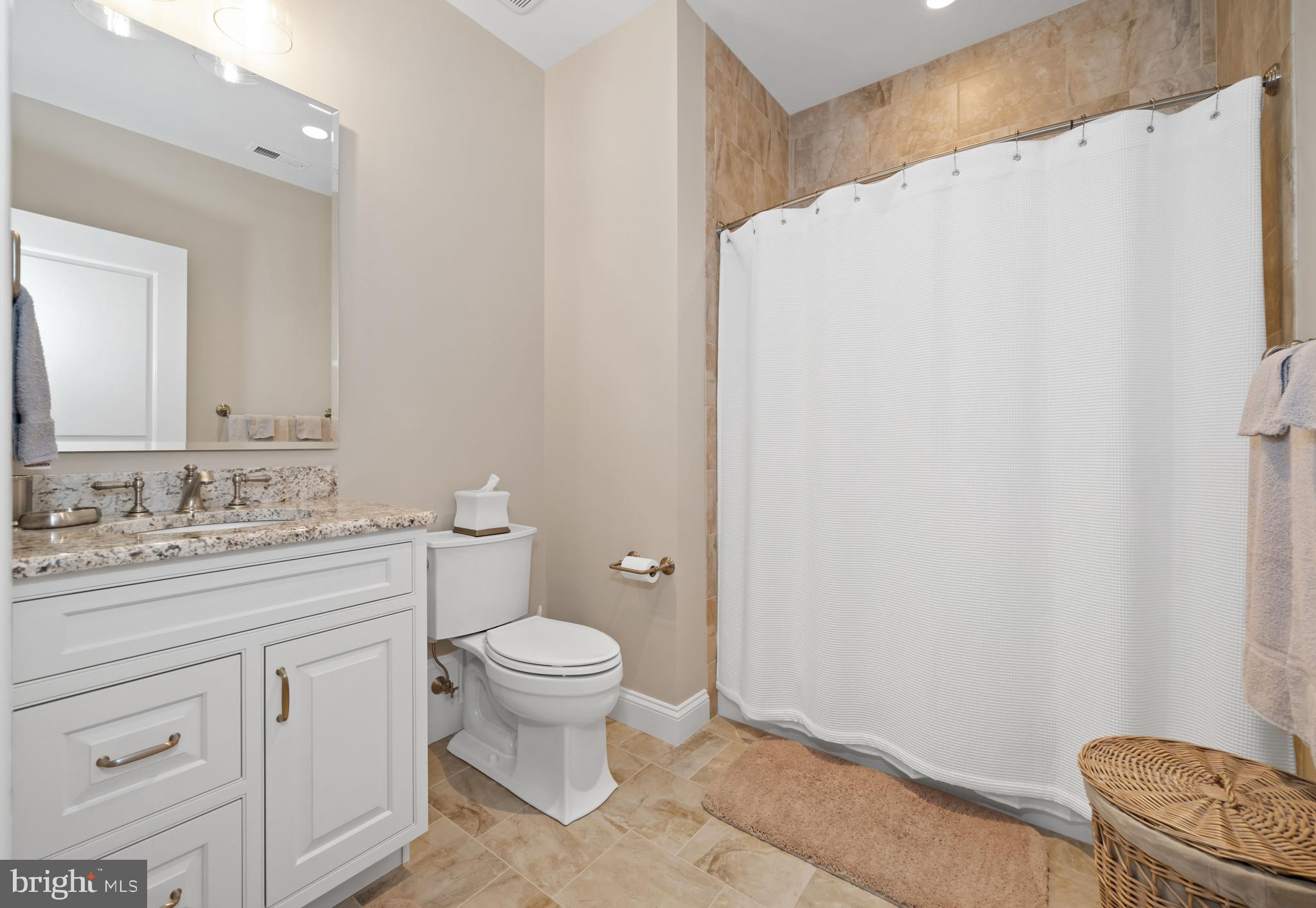 CROOKED BILLET - Residential