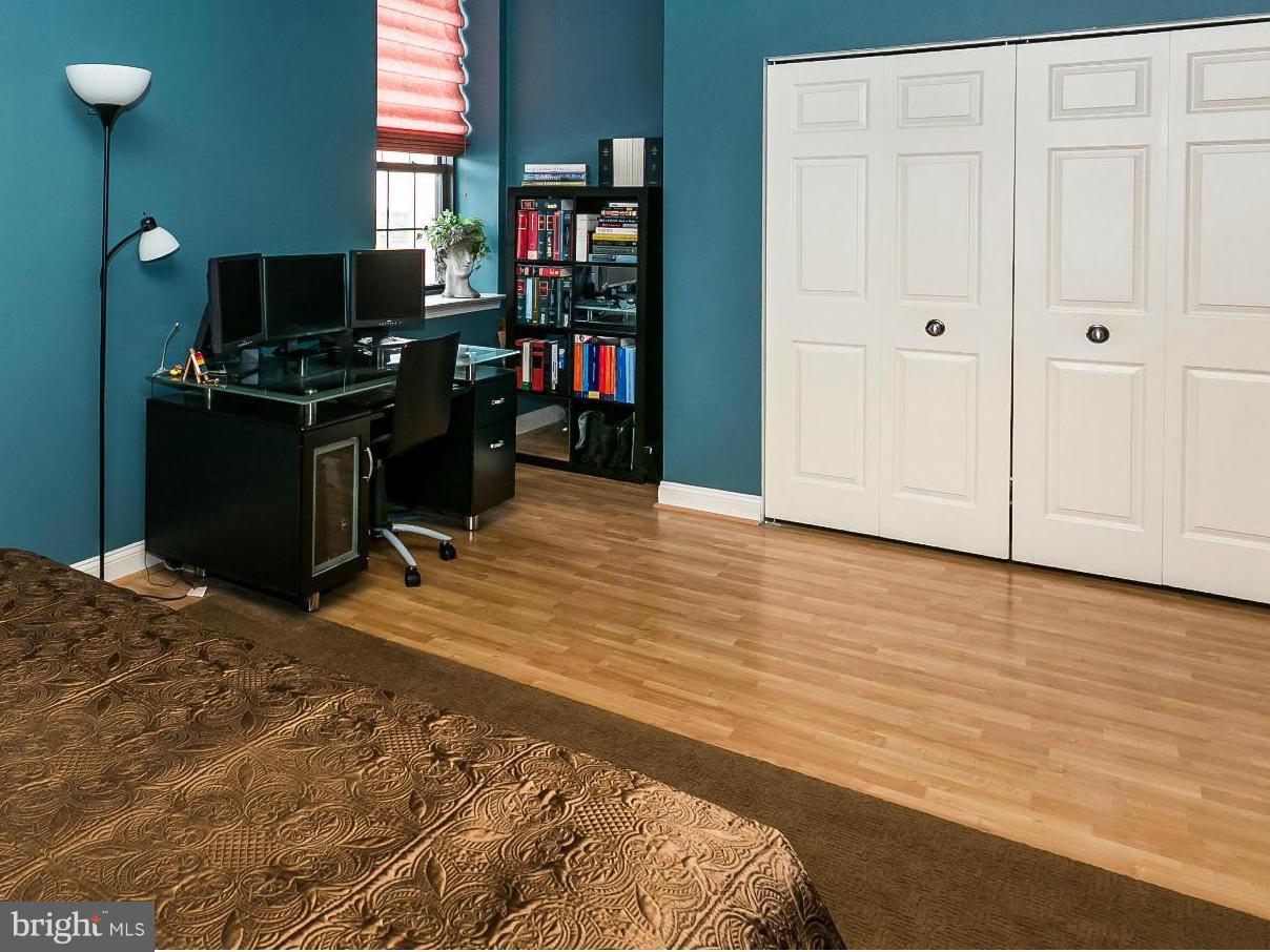 MOUNT VERNON PLACE HISTORIC DISTRICT - Residential Lease