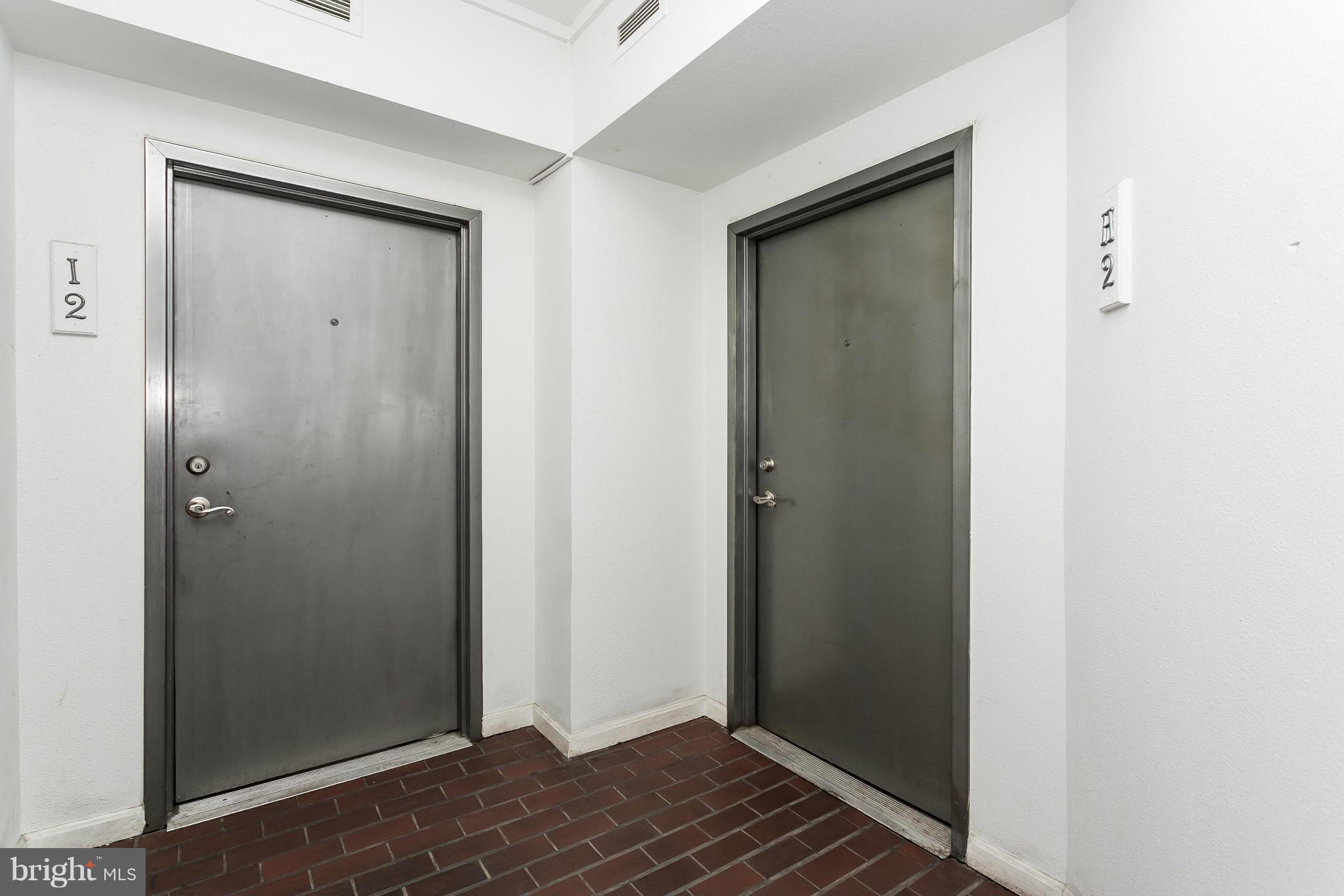 MOUNT VERNON PLACE HISTORIC DISTRICT - Residential Lease