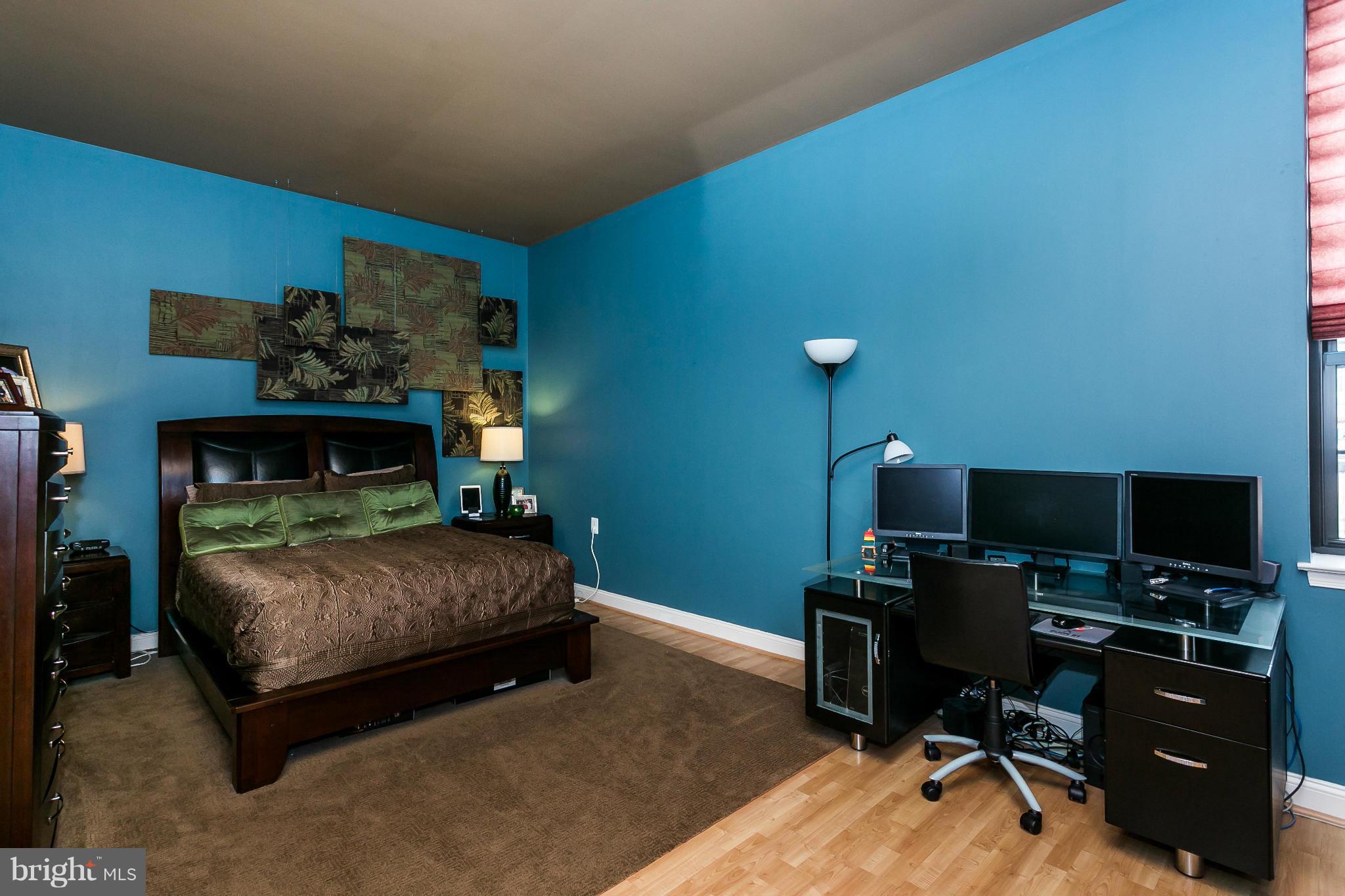 MOUNT VERNON PLACE HISTORIC DISTRICT - Residential Lease