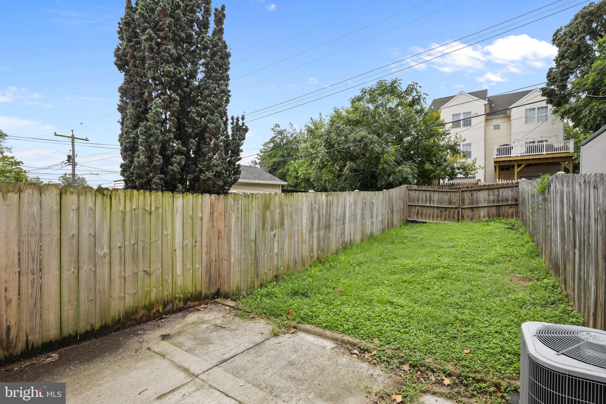HAMPDEN HISTORIC DISTRICT - Residential