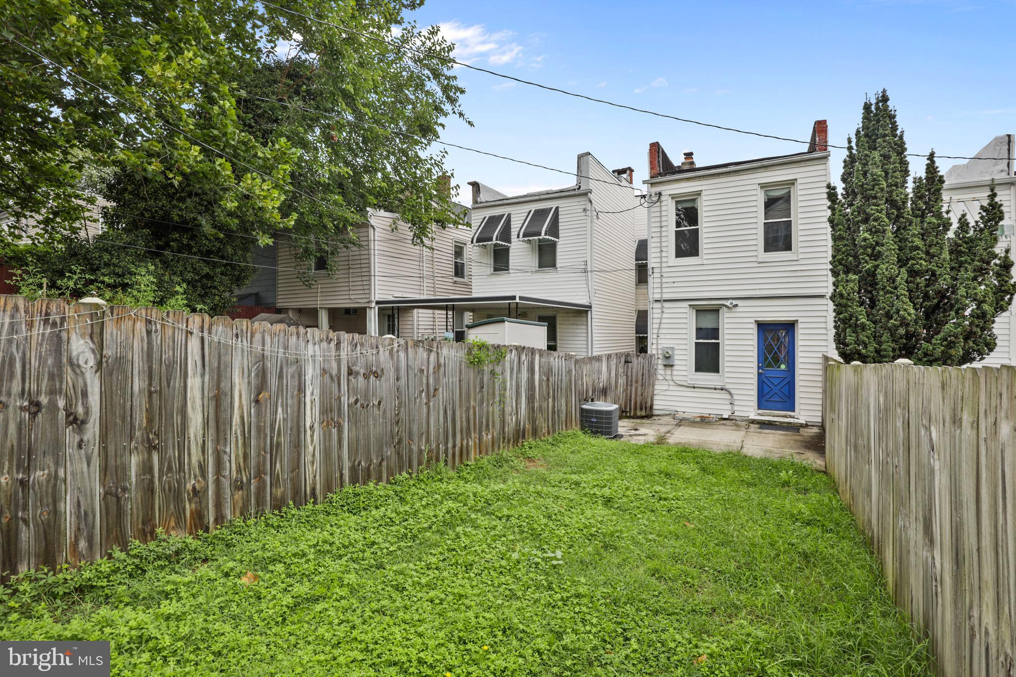 HAMPDEN HISTORIC DISTRICT - Residential