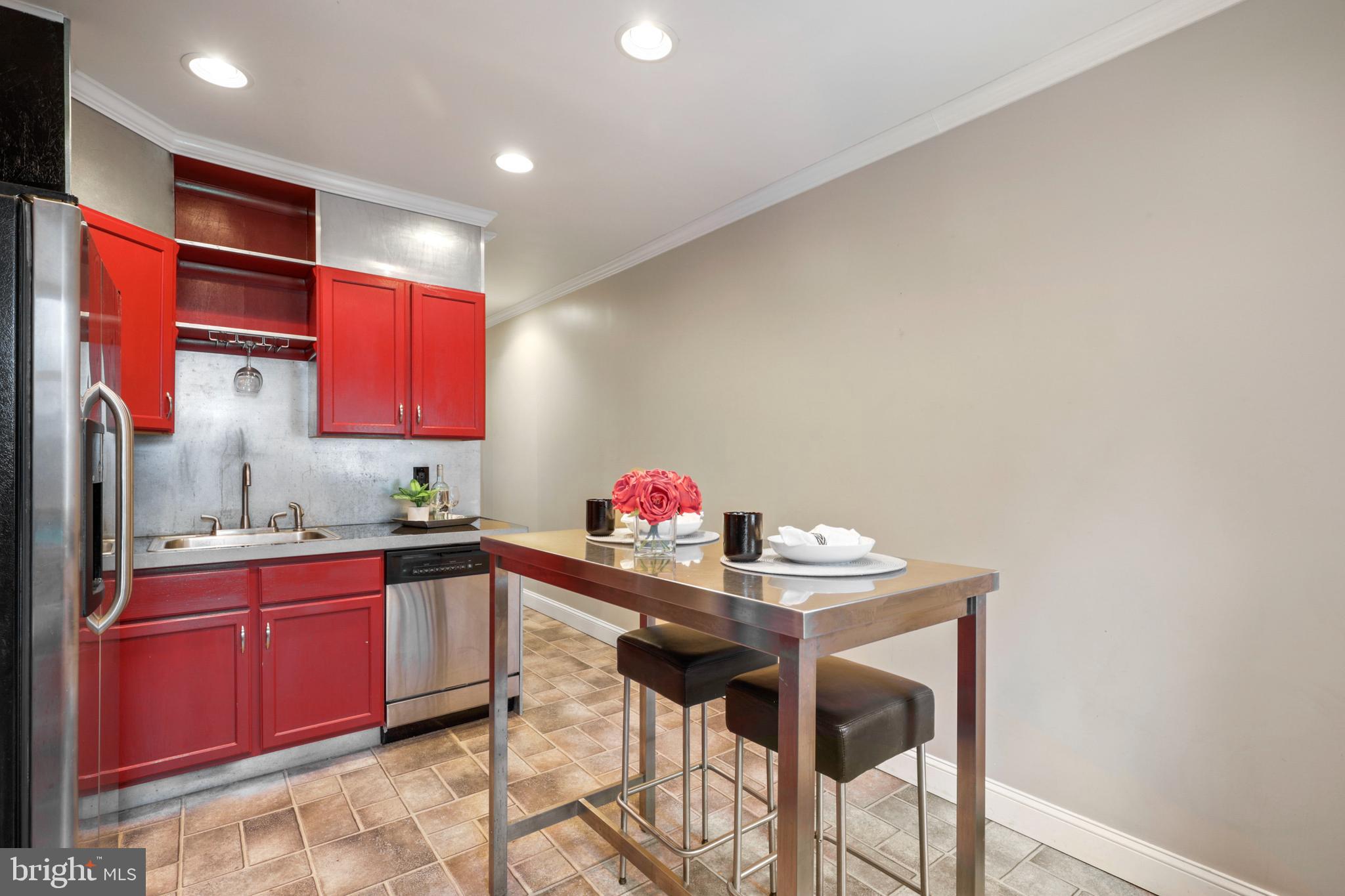 HAMPDEN HISTORIC DISTRICT - Residential