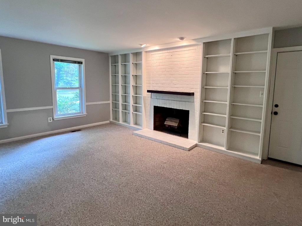 WOLF TRAP WOODS - Residential Lease