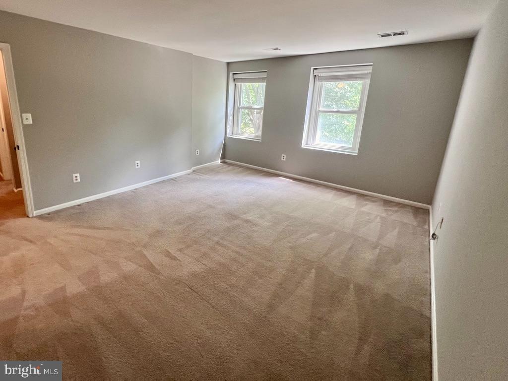 WOLF TRAP WOODS - Residential Lease