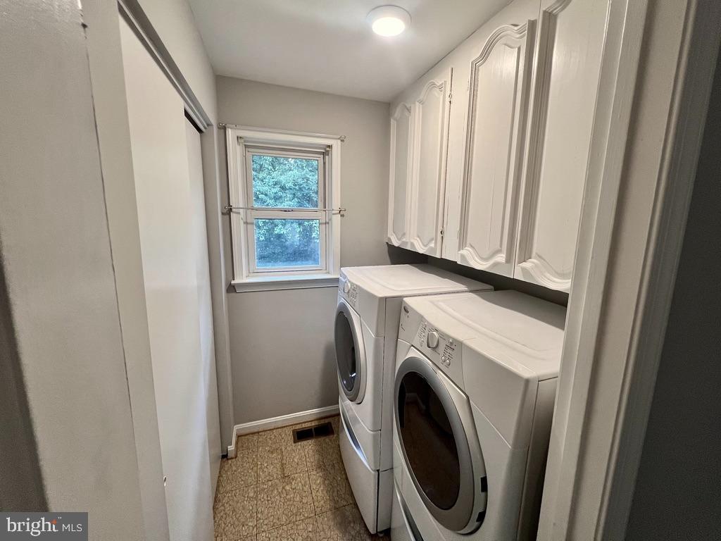 WOLF TRAP WOODS - Residential Lease