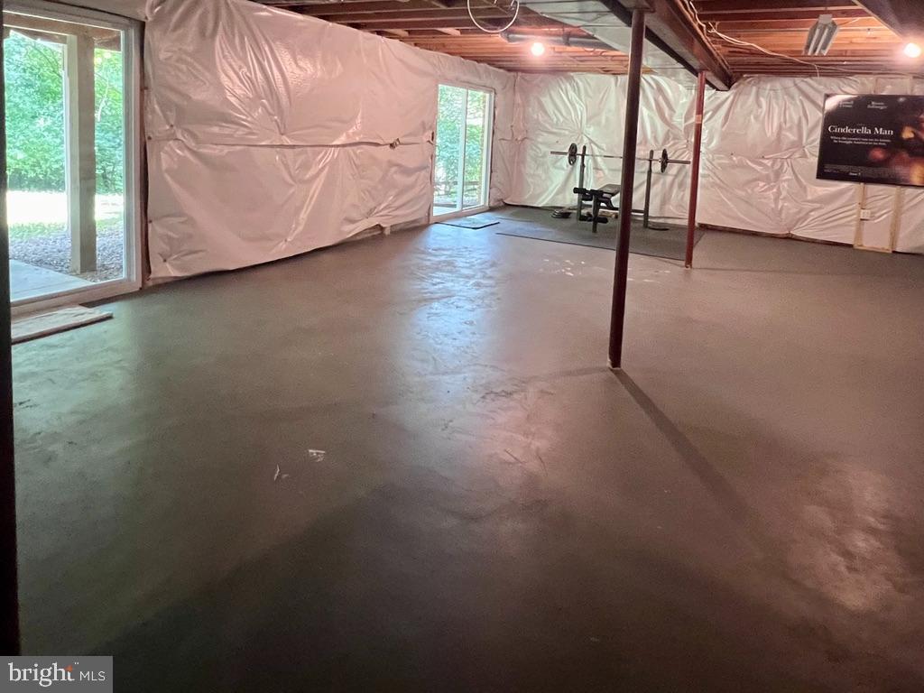 WOLF TRAP WOODS - Residential Lease