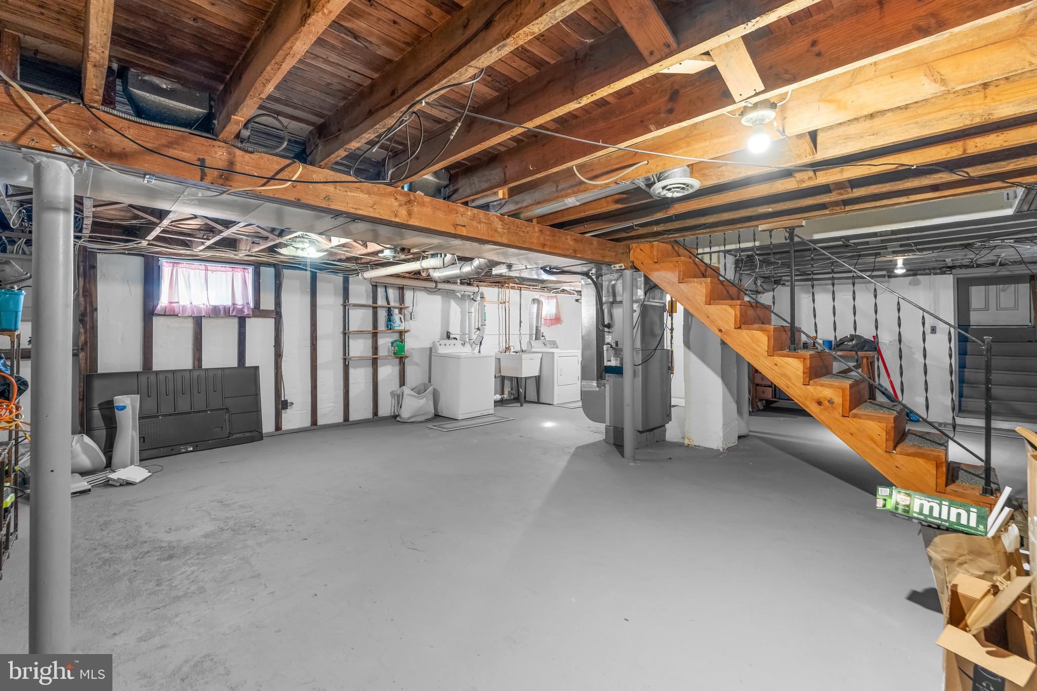 INVERNESS - Residential Lease