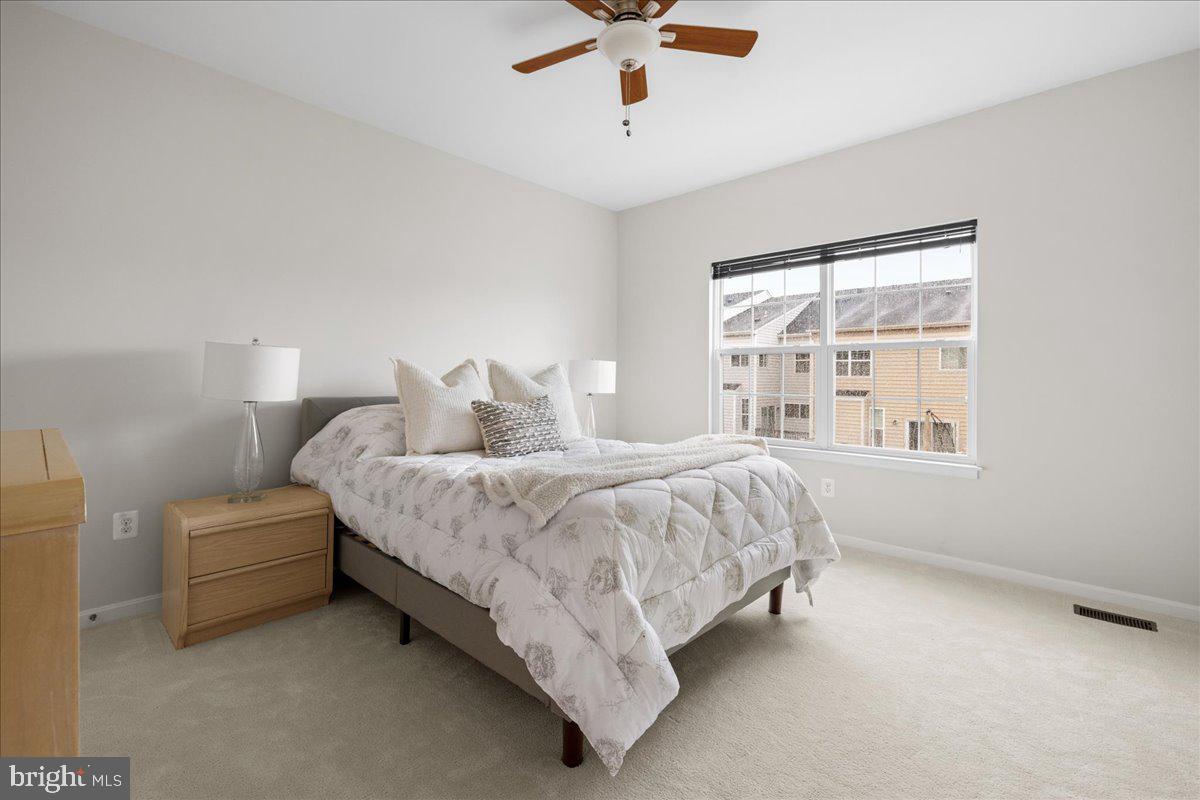 RIVER POINTE - Residential