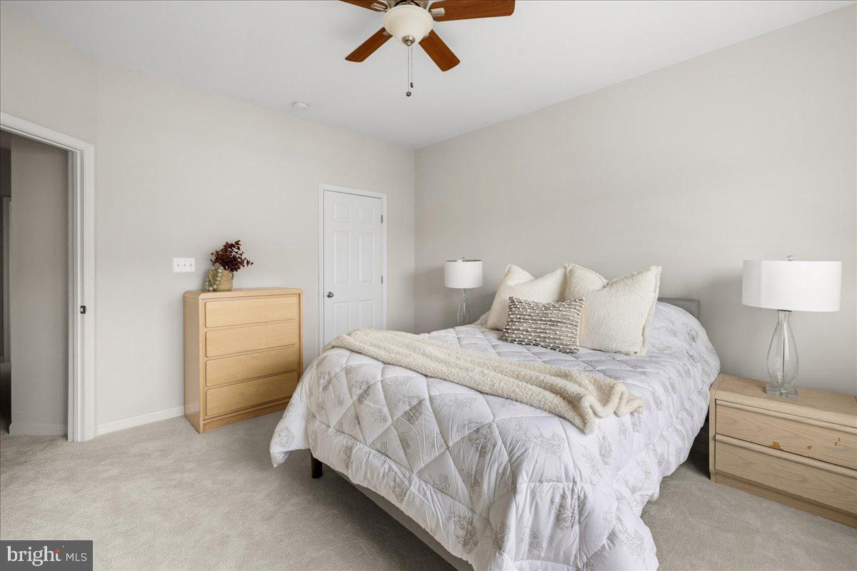 RIVER POINTE - Residential