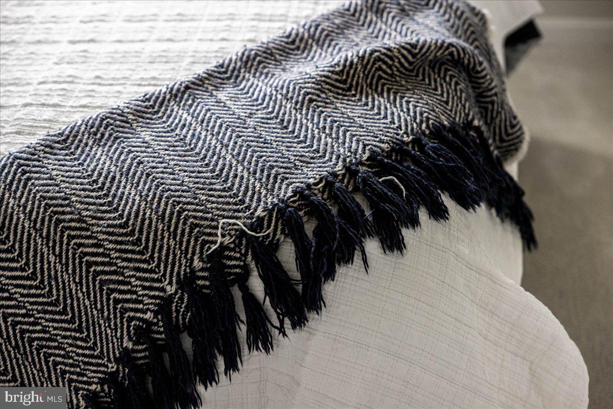 RIVER POINTE - Residential