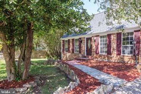 5578 NEDDLETON AVENUE WOODBRIDGE VA 22193