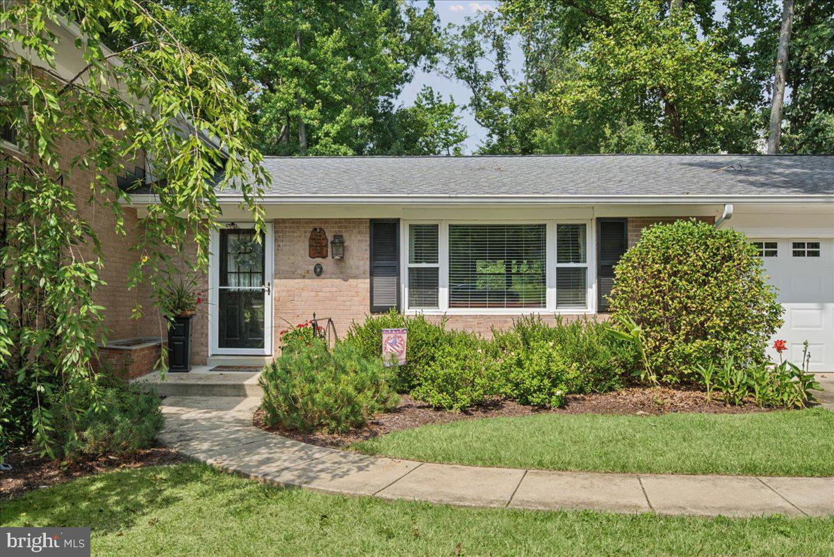 4000 MAVIS COURT